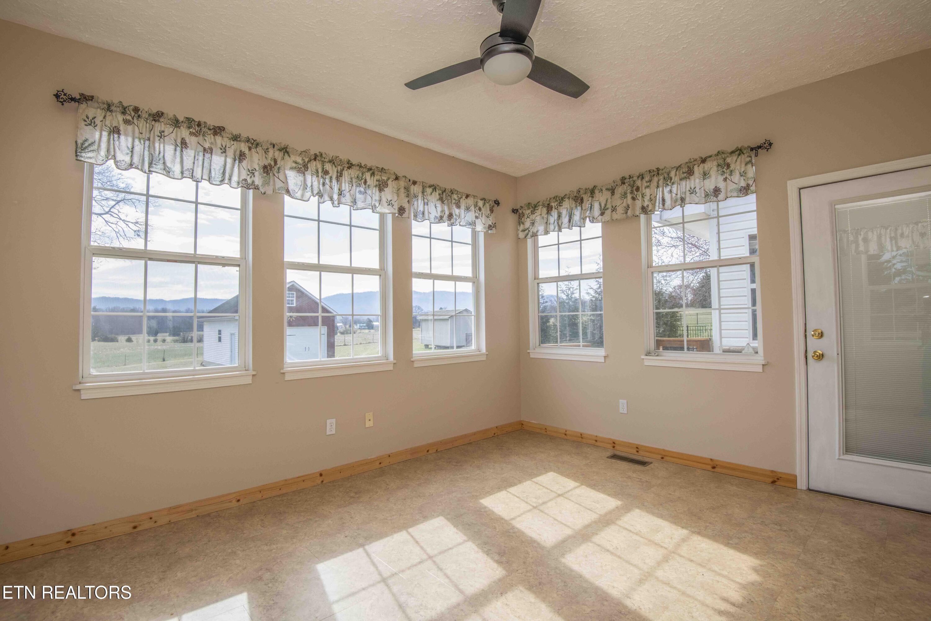 1527 Brahman Lane Seymour TN 37865