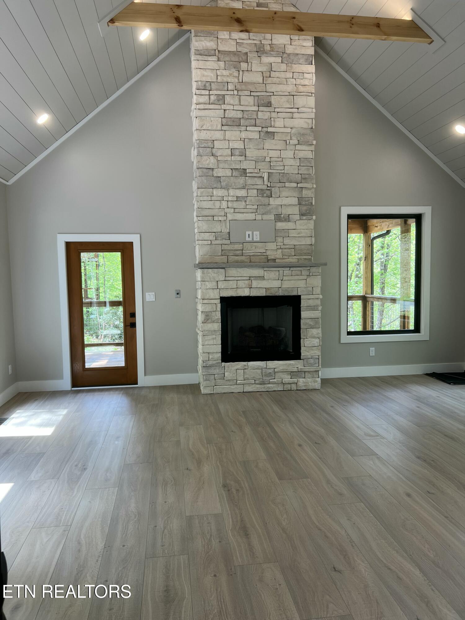4016 Dollys Drive Sevierville TN 37876