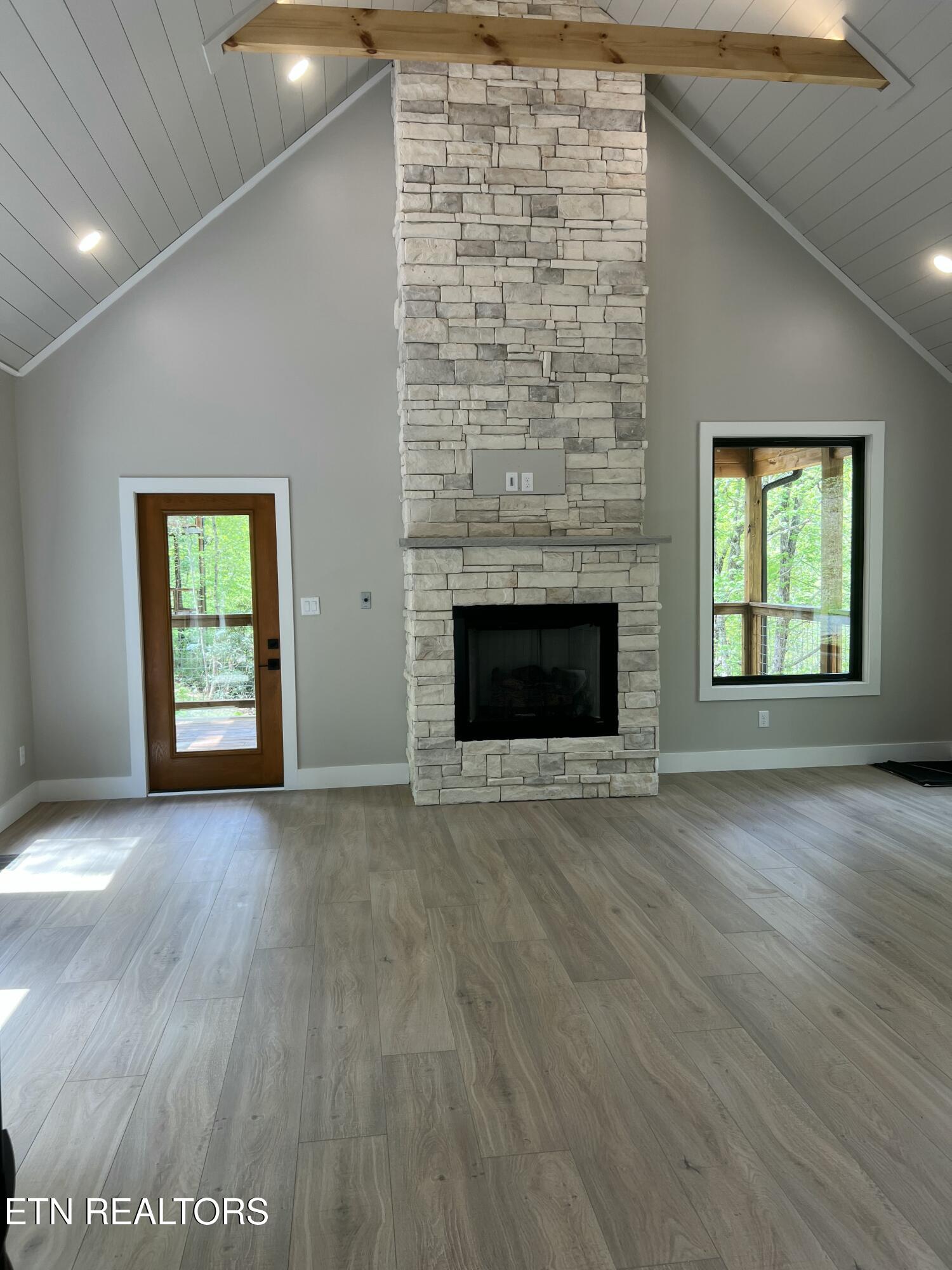 4016 Dollys Drive Sevierville TN 37876