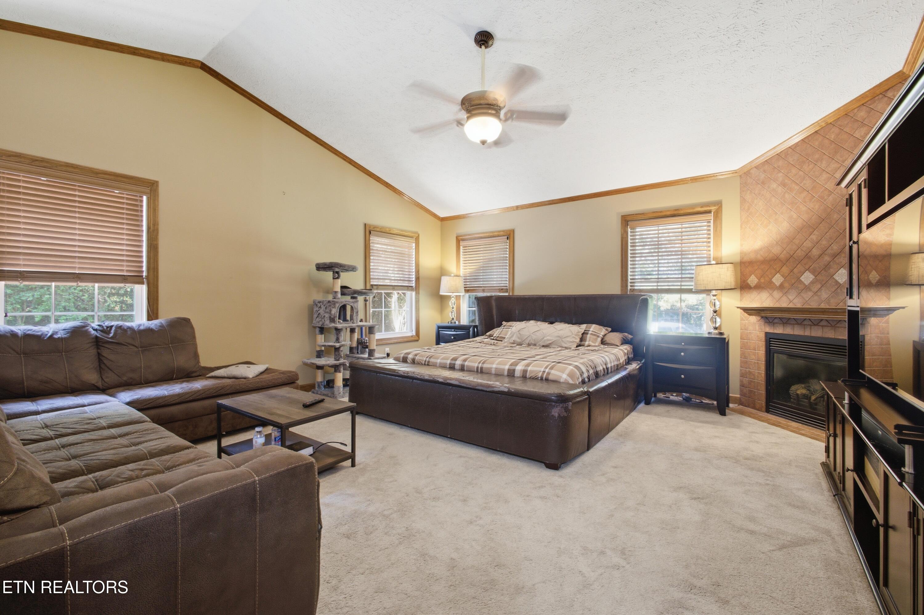 10647 Hwy 127 N Crossville TN 38571