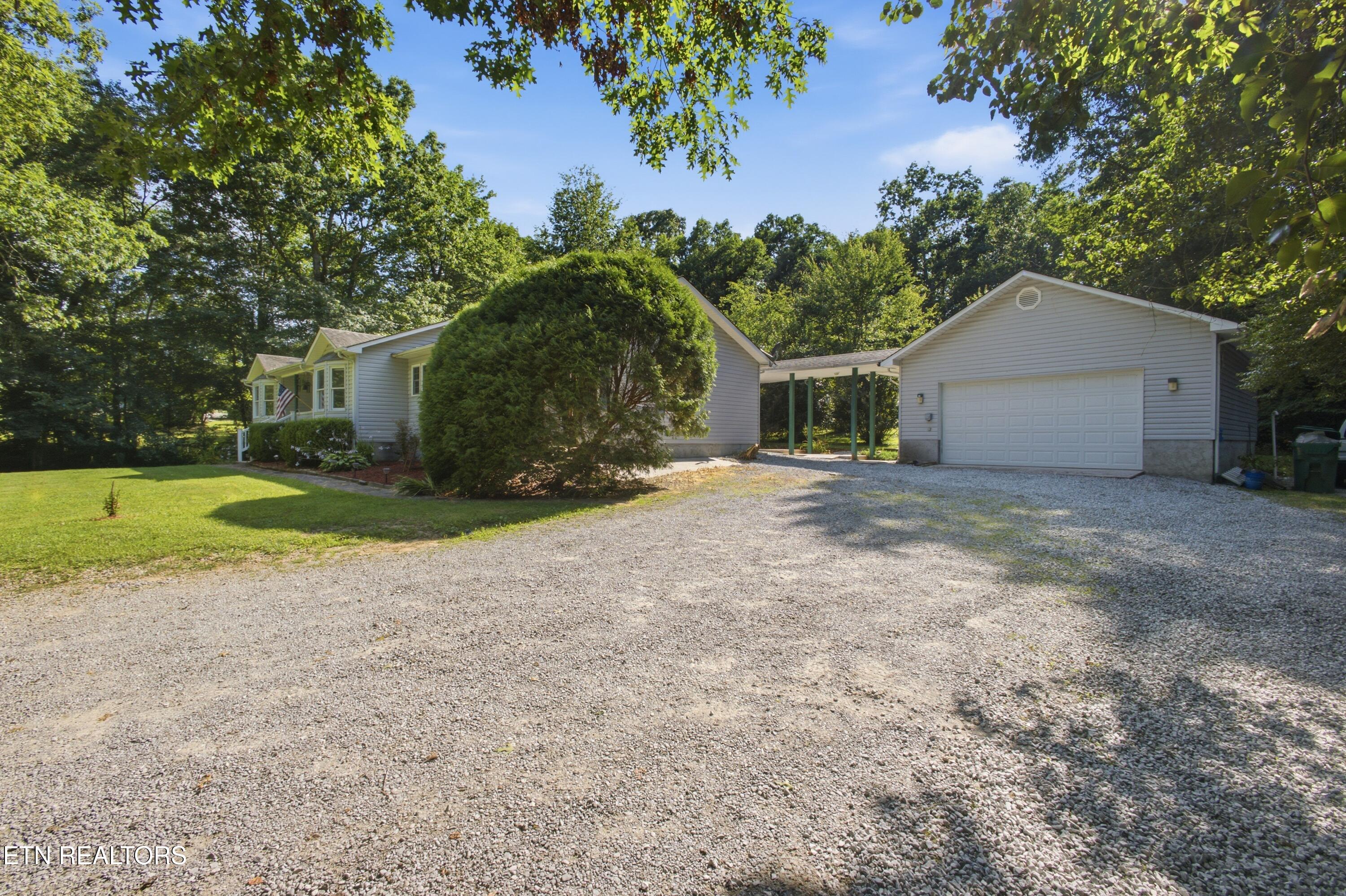 10647 Hwy 127 N Crossville TN 38571