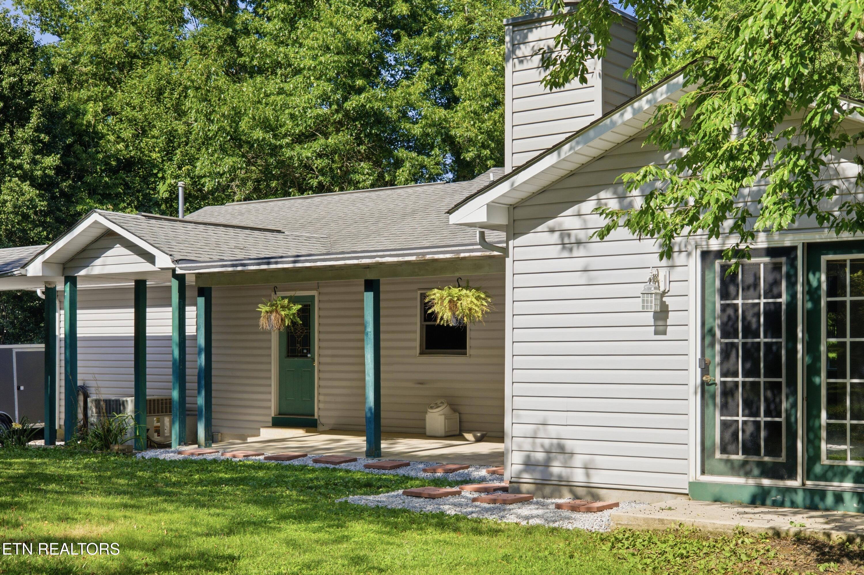 10647 Hwy 127 N Crossville TN 38571
