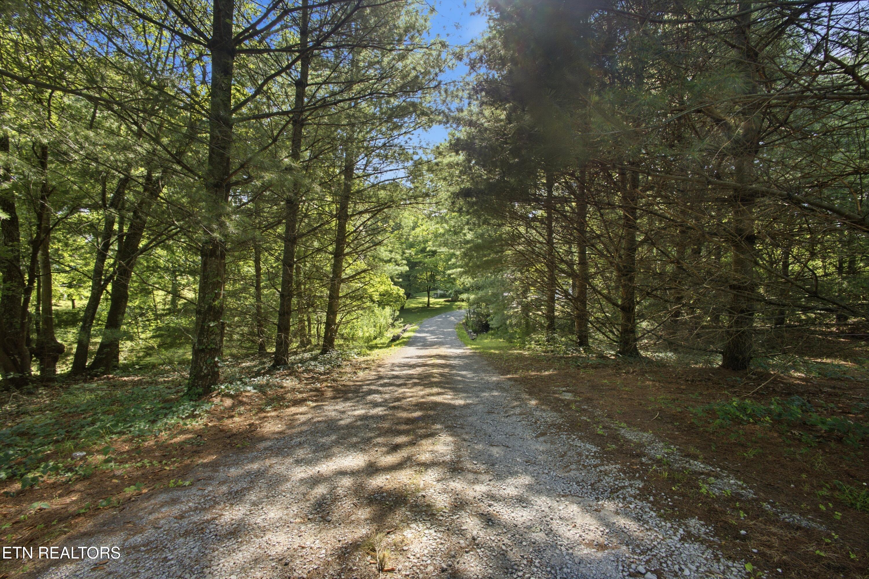 10647 Hwy 127 N Crossville TN 38571