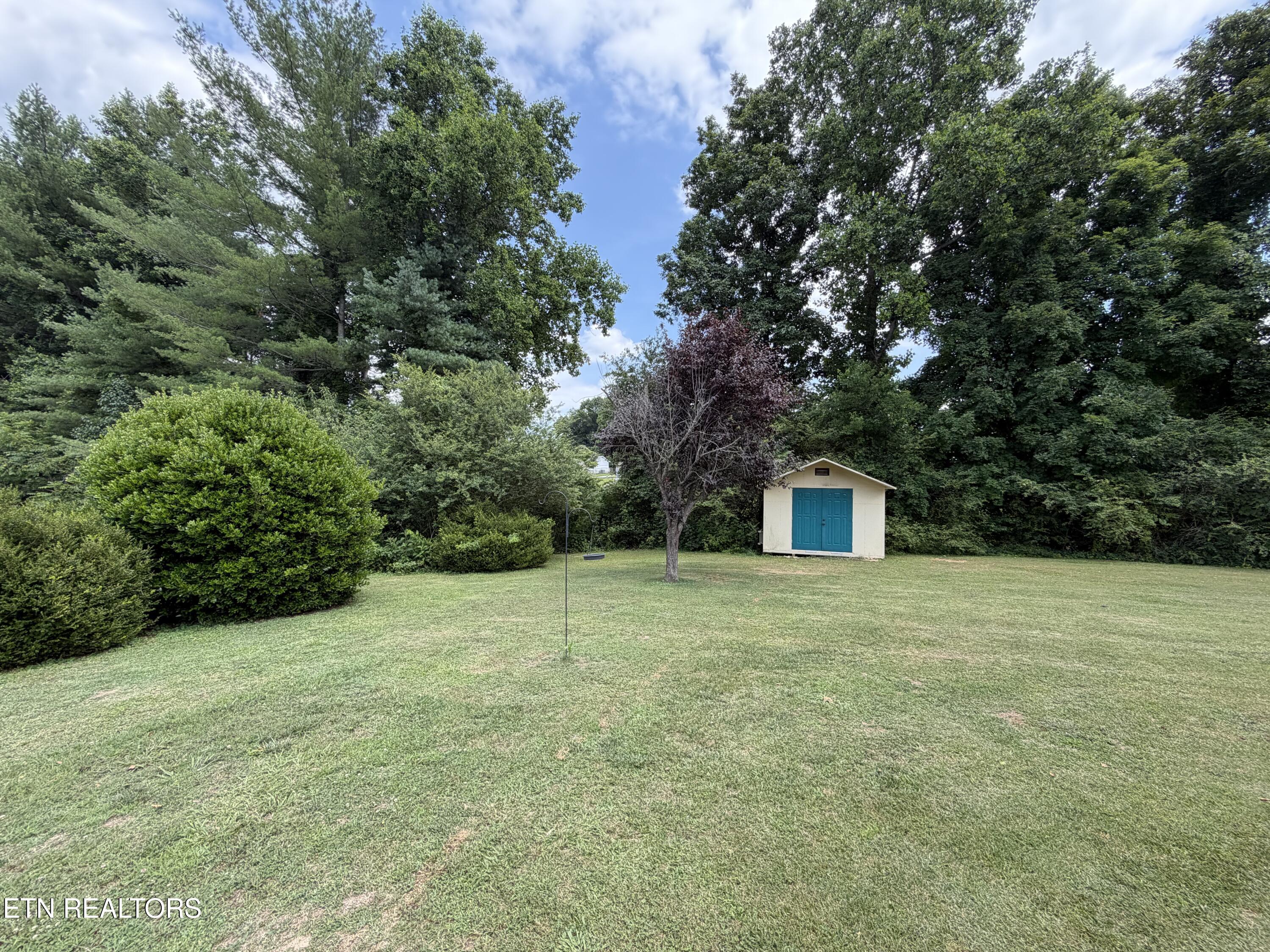 187 Crowley Circle Jacksboro TN 37757