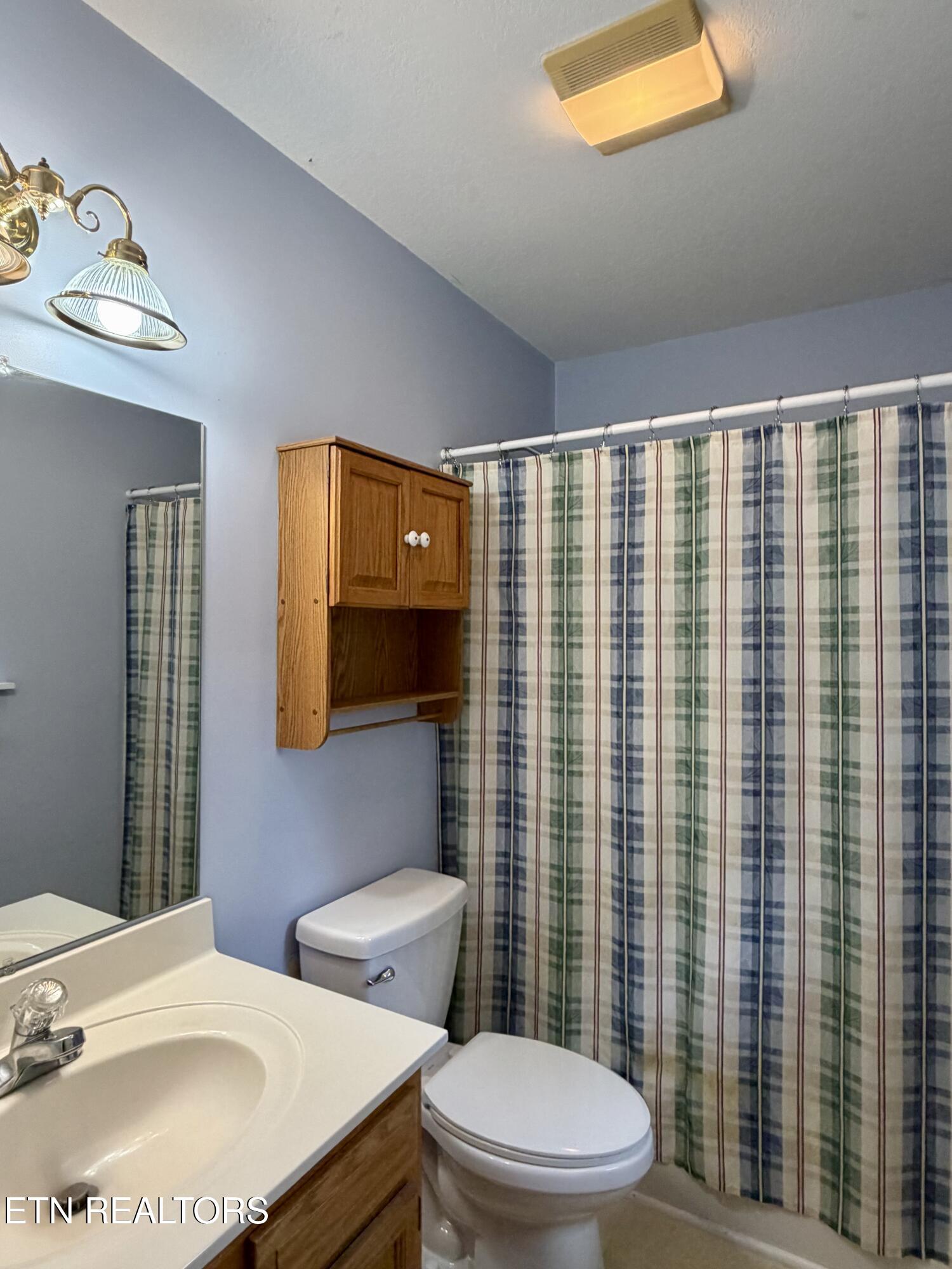 187 Crowley Circle Jacksboro TN 37757
