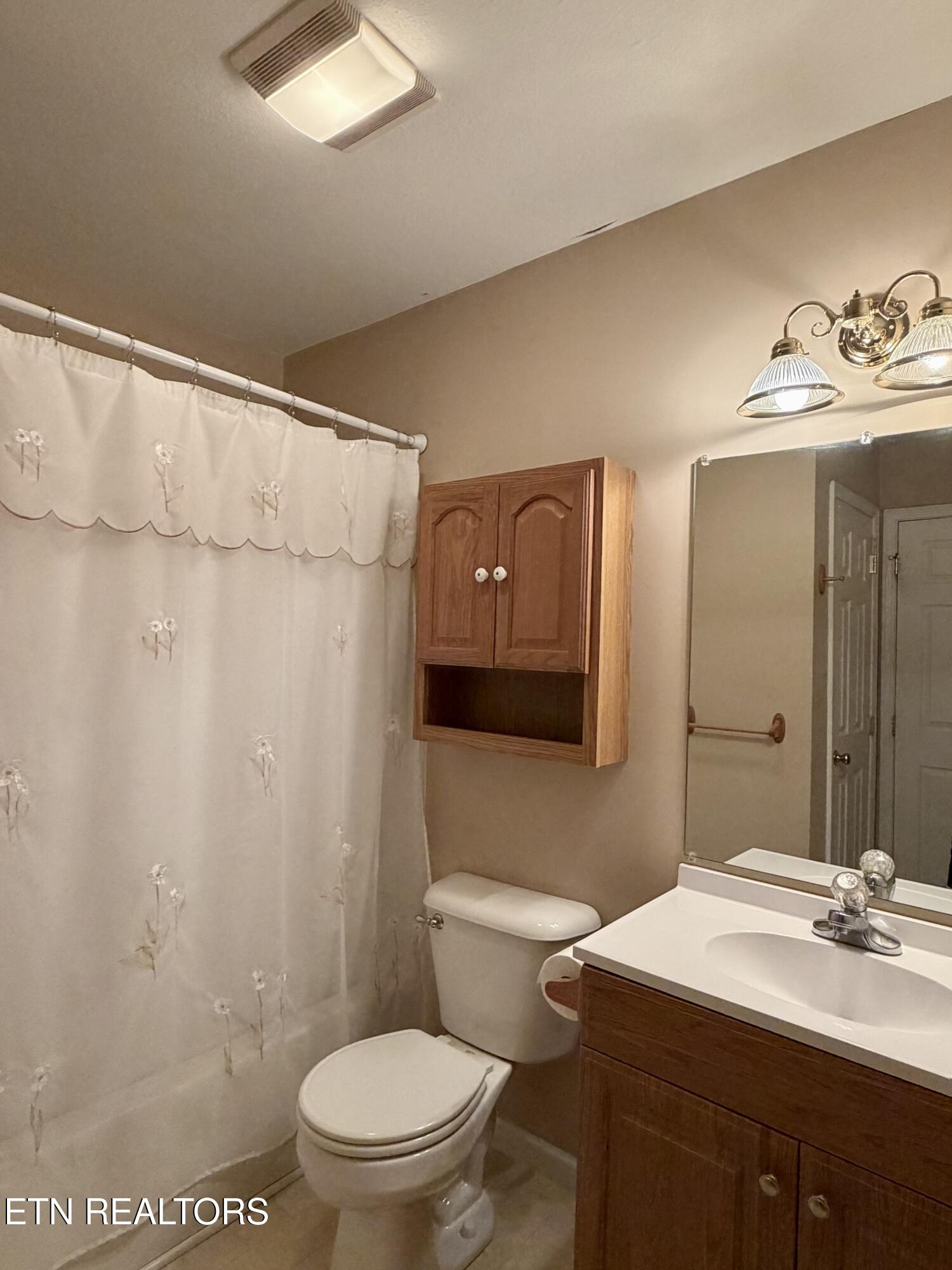 187 Crowley Circle Jacksboro TN 37757
