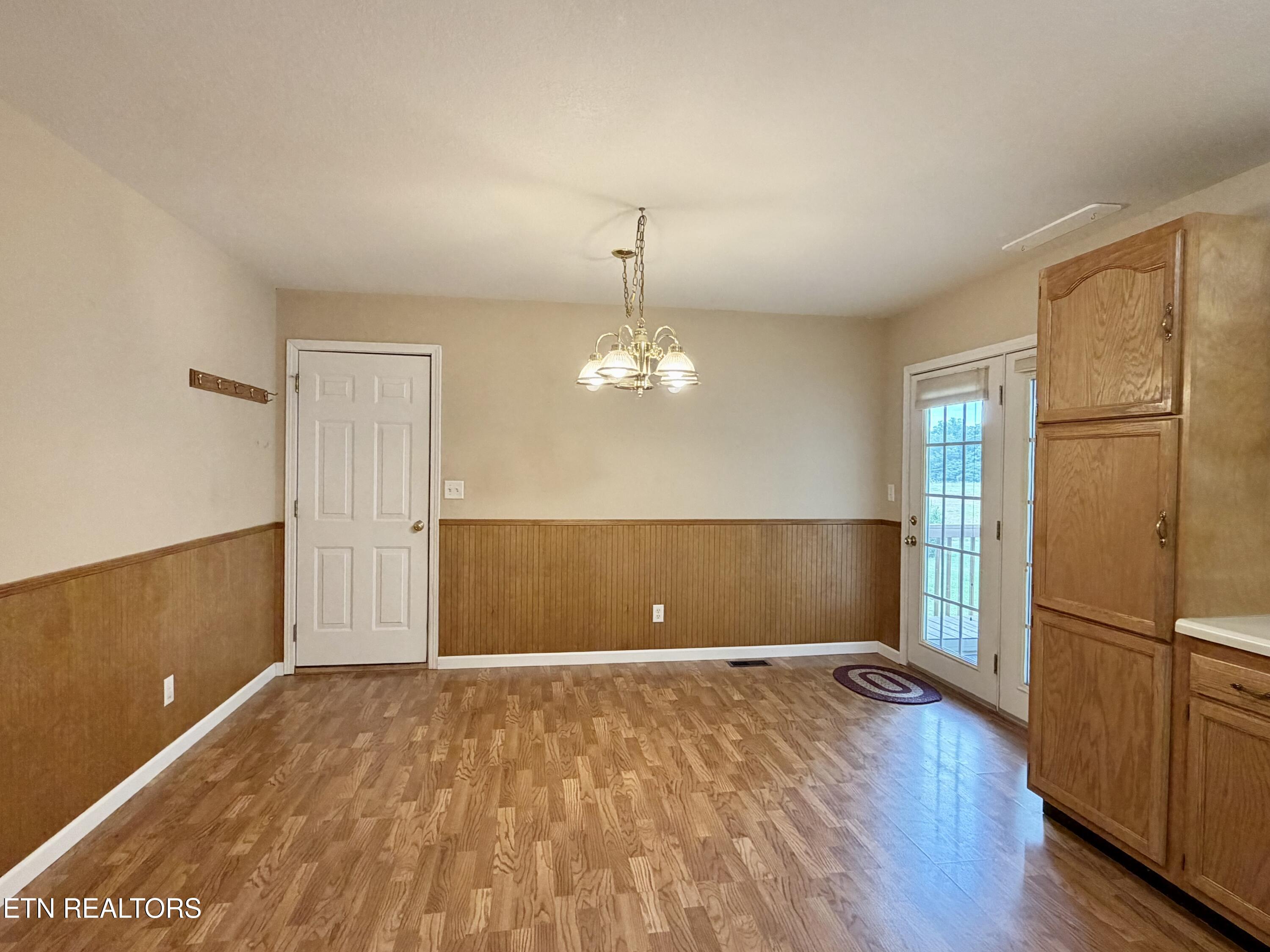 187 Crowley Circle Jacksboro TN 37757