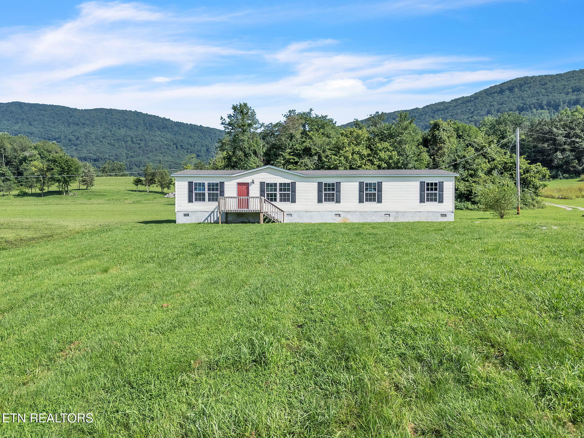 233 Orange Lane Speedwell TN 37870