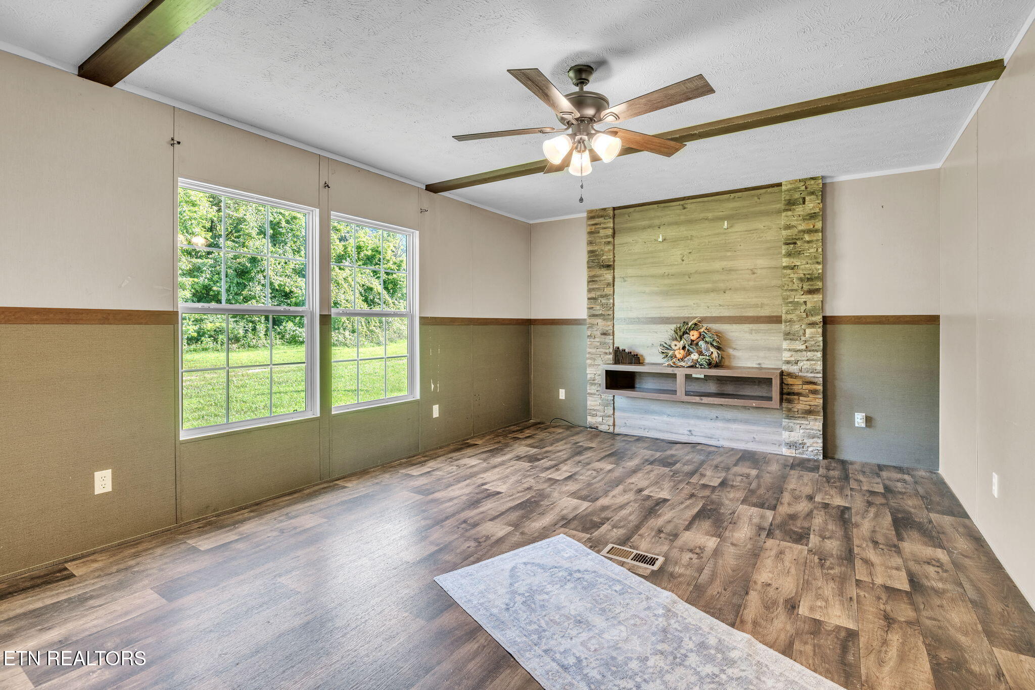 233 Orange Lane Speedwell TN 37870