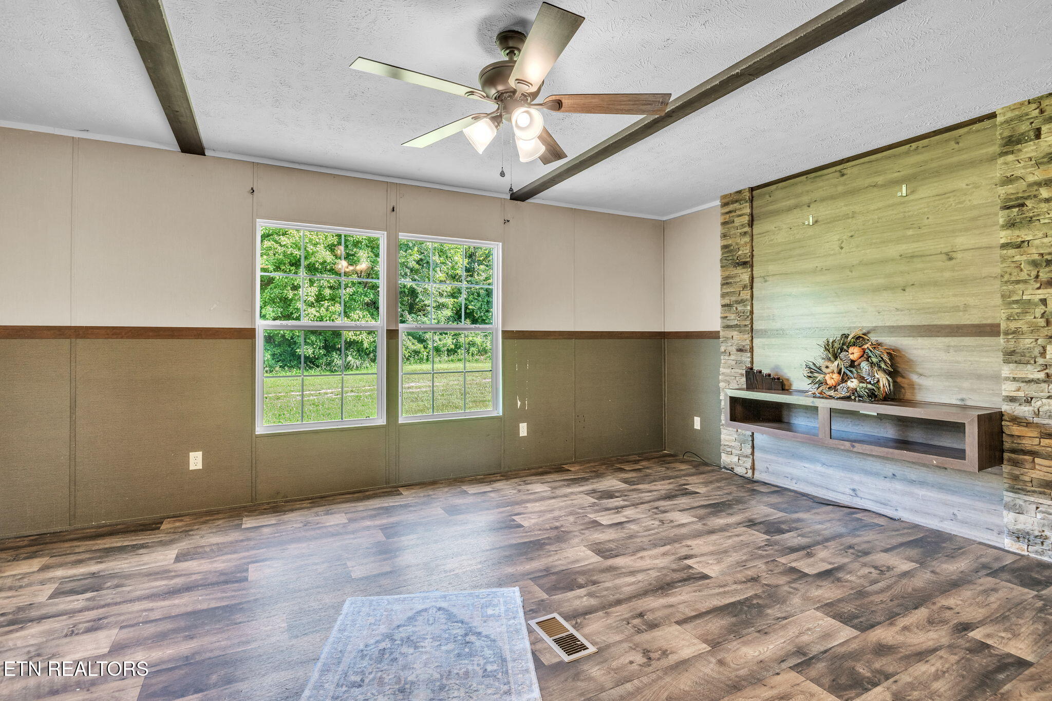 233 Orange Lane Speedwell TN 37870