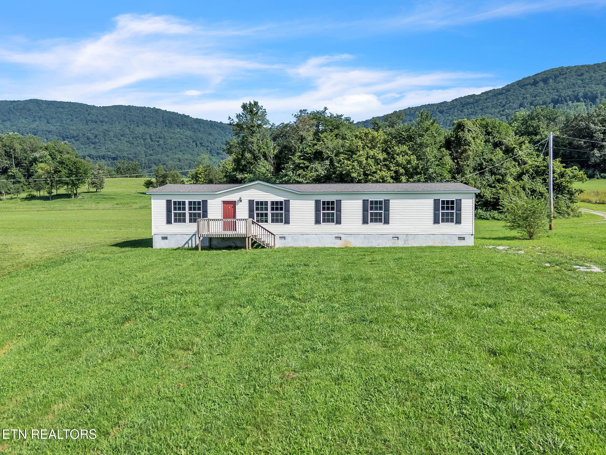 233 Orange Lane Speedwell TN 37870