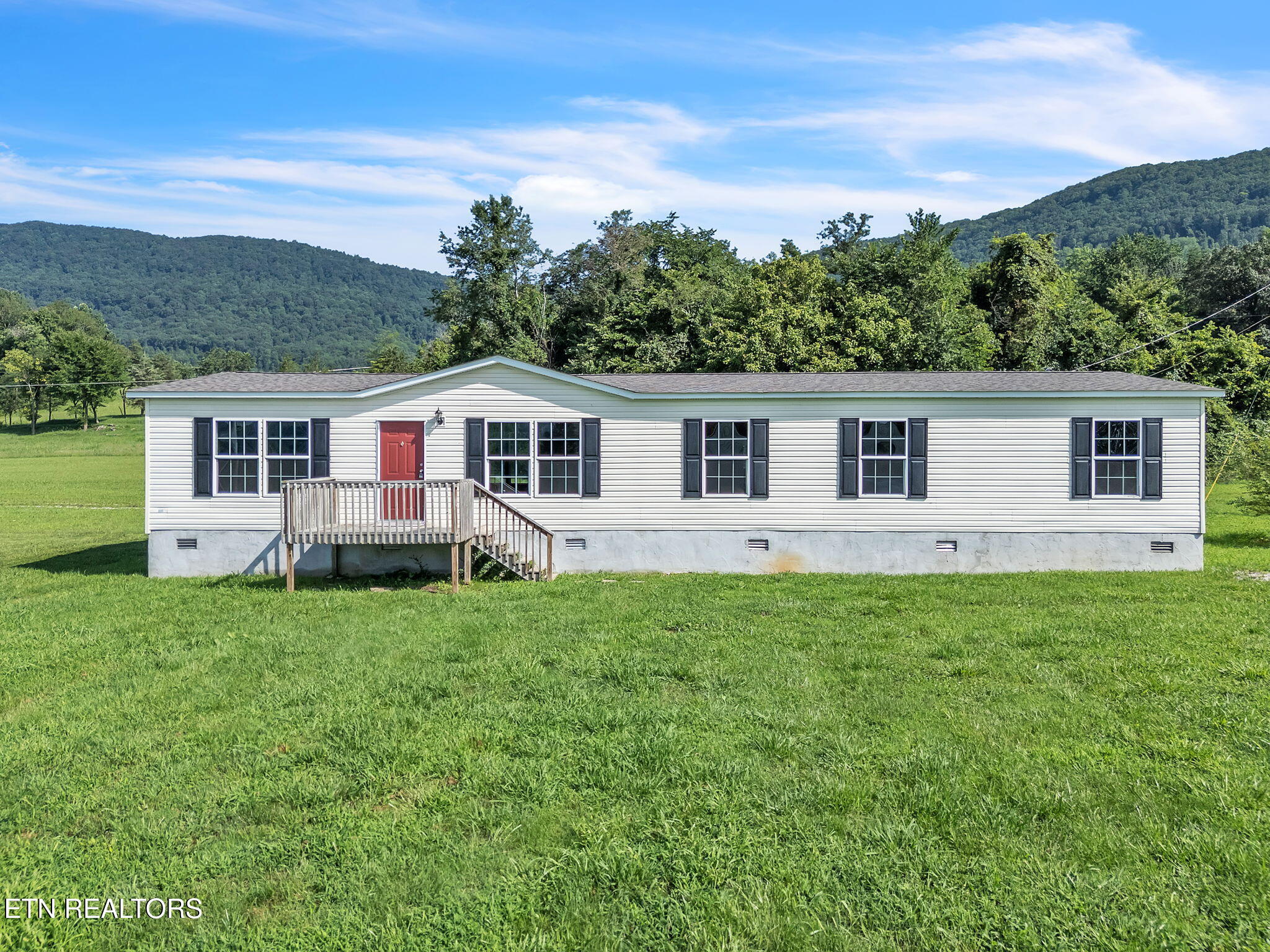 233 Orange Lane Speedwell TN 37870