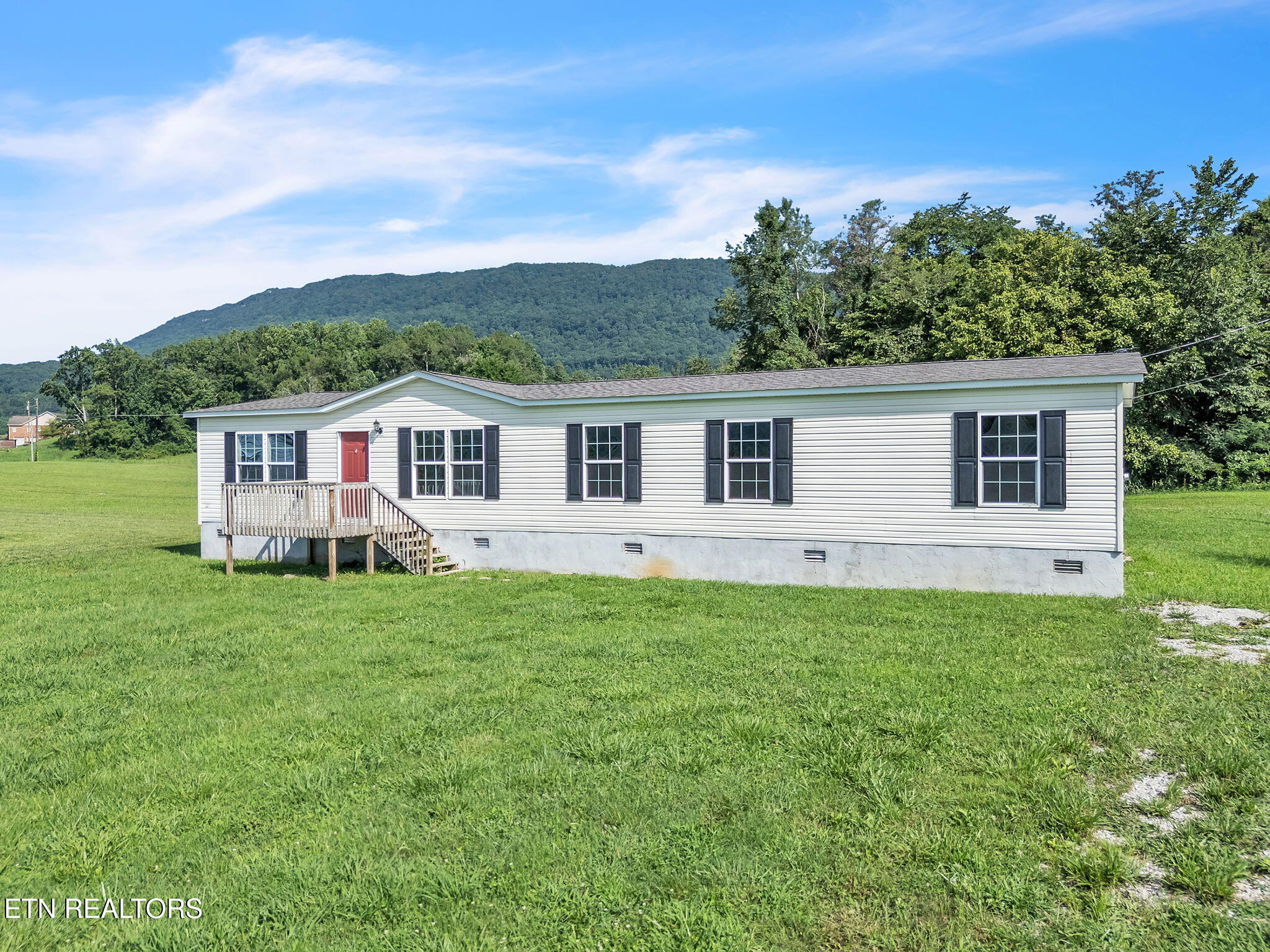 233 Orange Lane Speedwell TN 37870