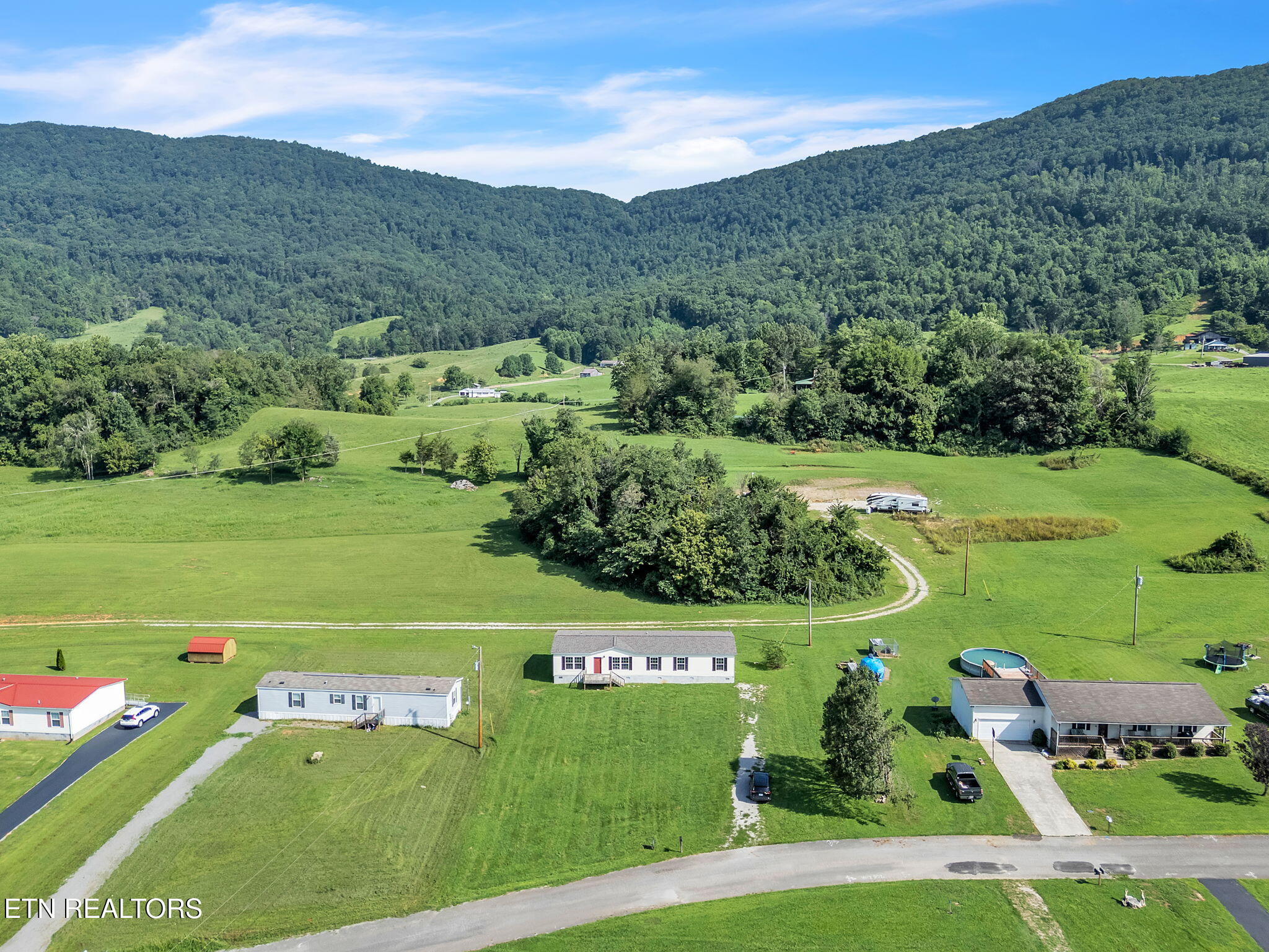 233 Orange Lane Speedwell TN 37870