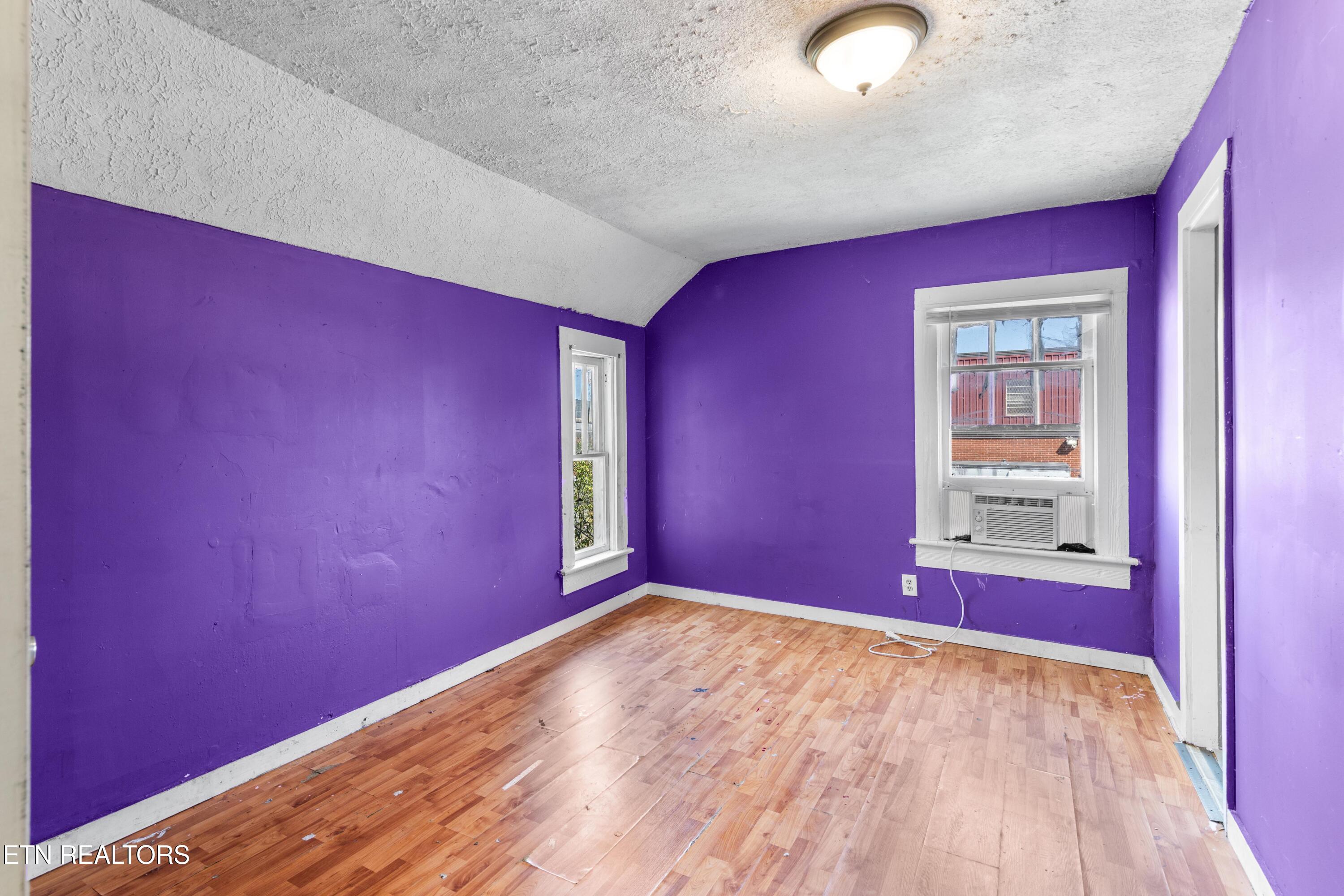 105 Clinton Street Harriman TN 37748