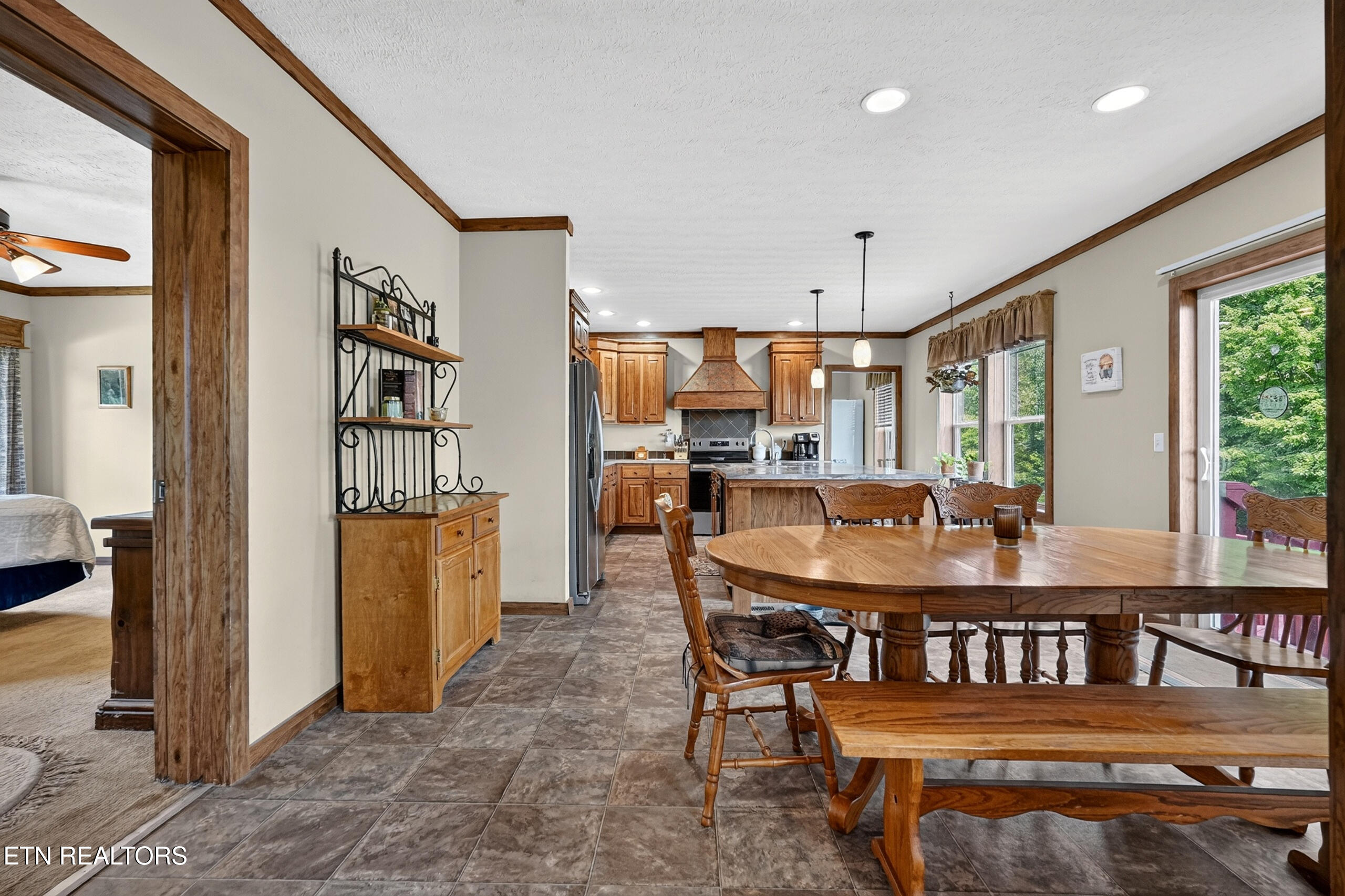 295 Narrow Way Crossville TN 38572