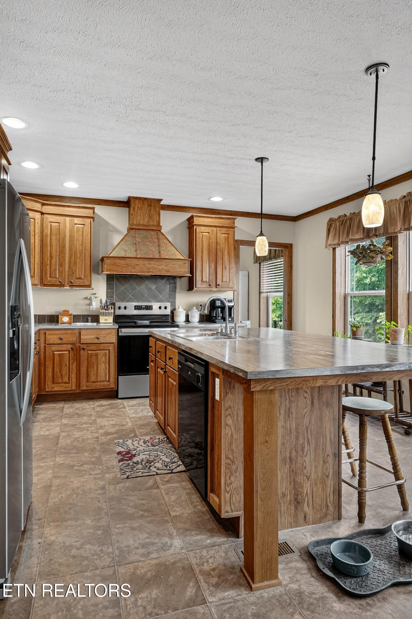 295 Narrow Way Crossville TN 38572