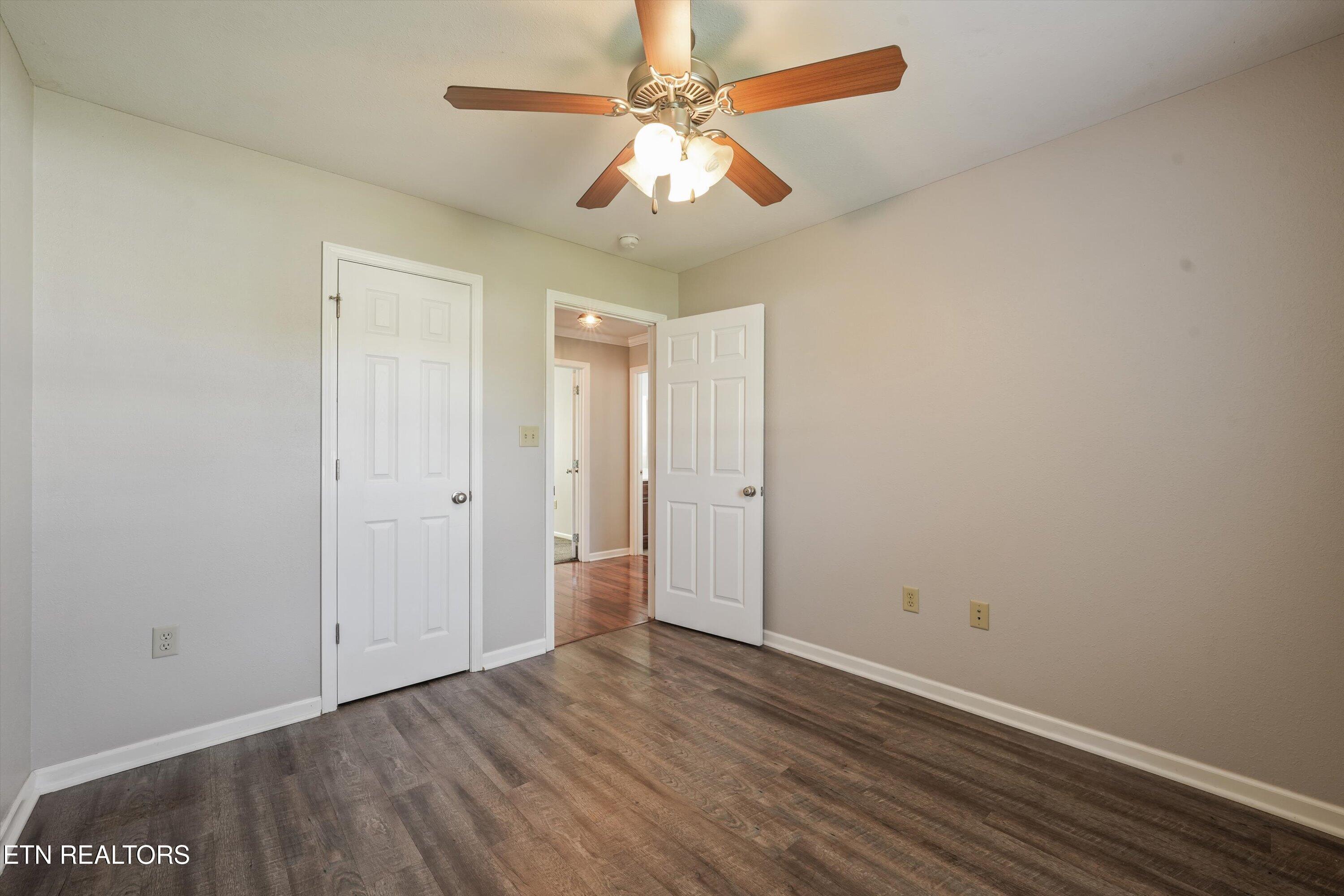 1006 Stones Throw Lane Sevierville TN 37876