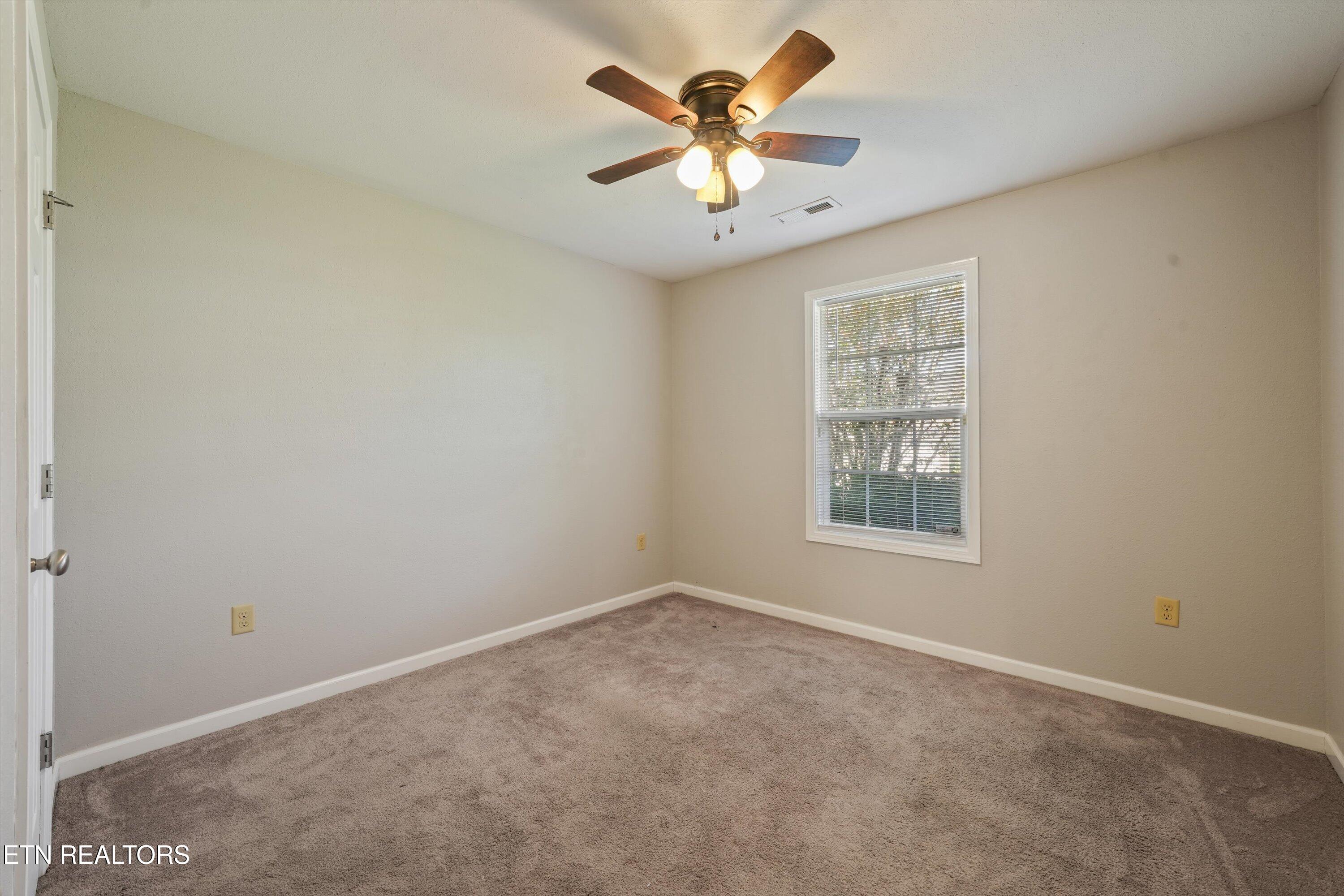 1006 Stones Throw Lane Sevierville TN 37876
