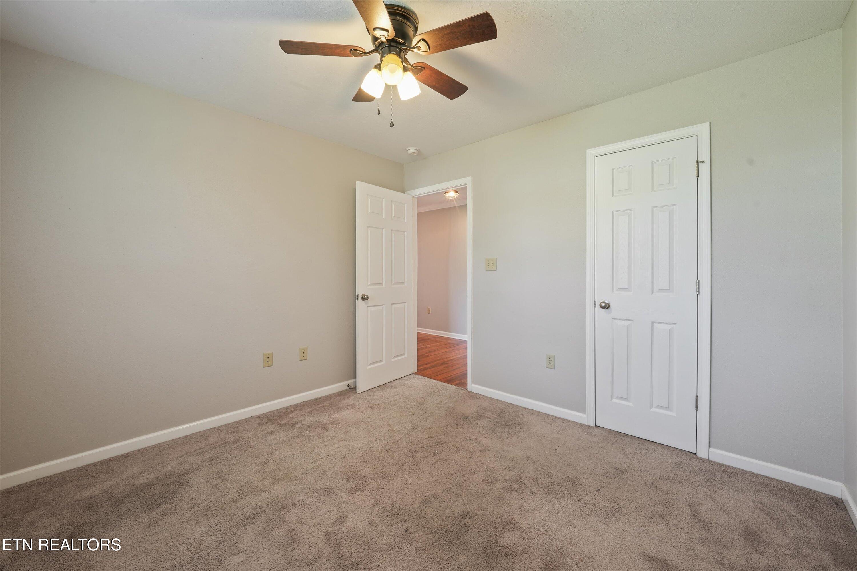 1006 Stones Throw Lane Sevierville TN 37876