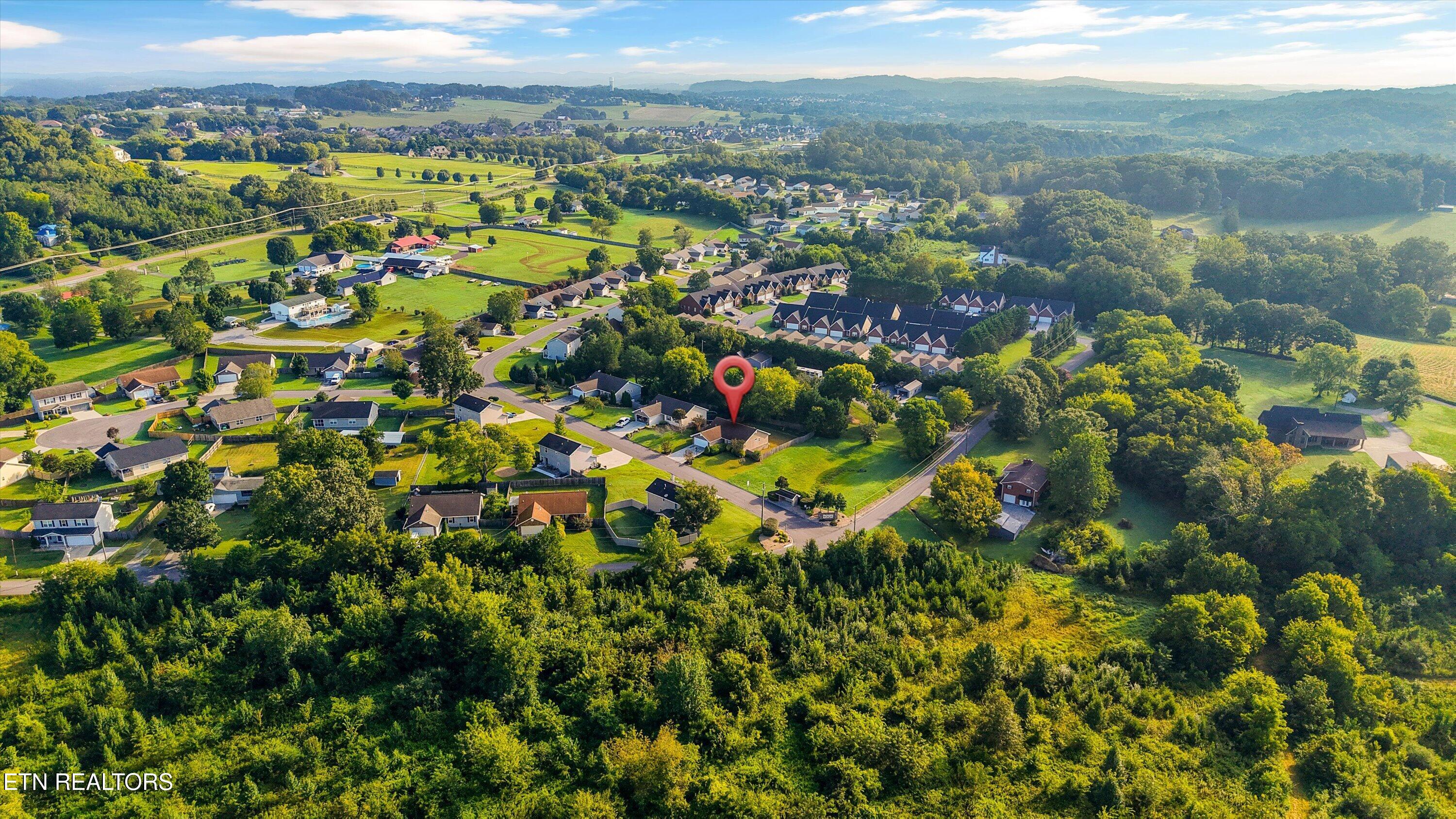 1006 Stones Throw Lane Sevierville TN 37876