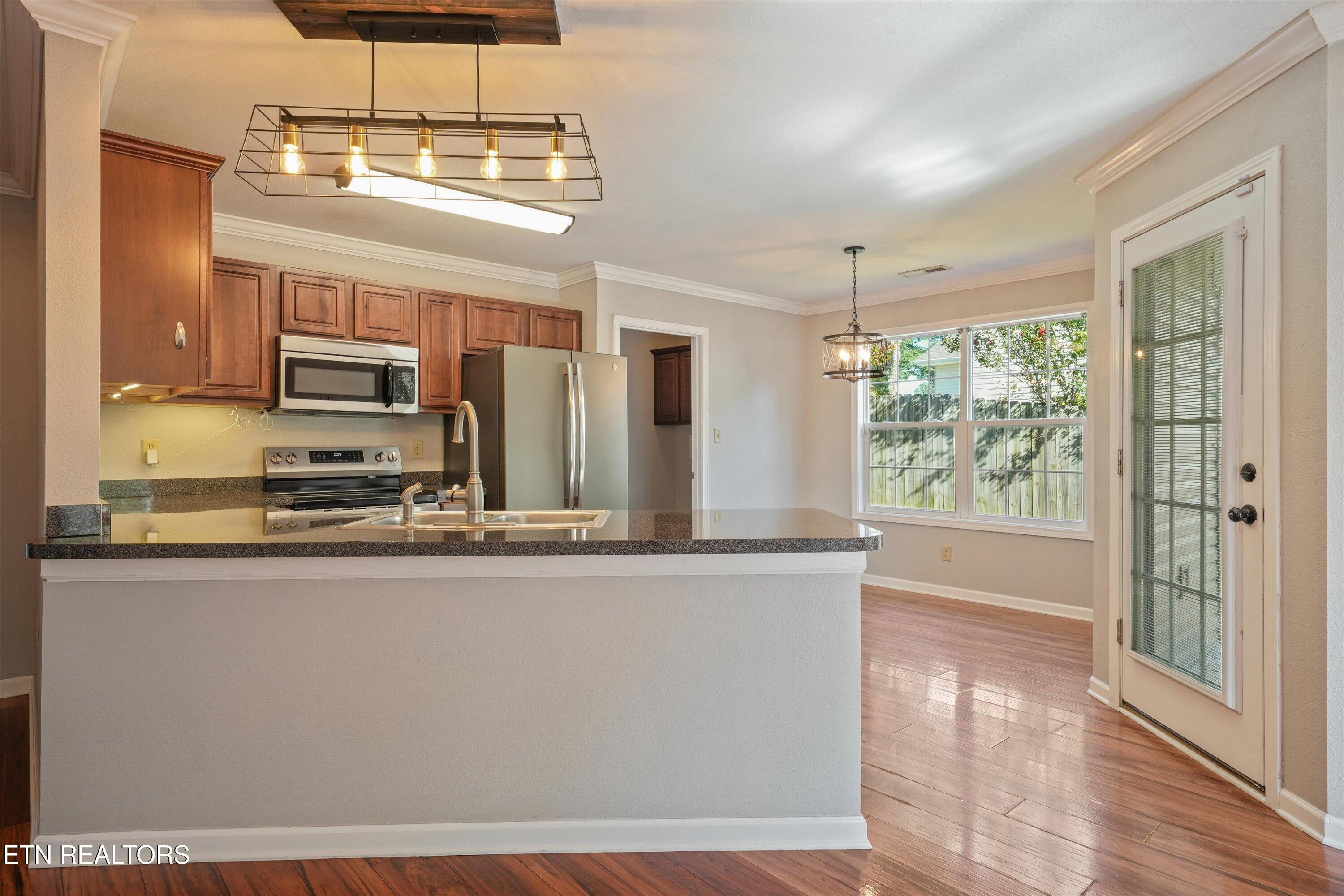 1006 Stones Throw Lane Sevierville TN 37876