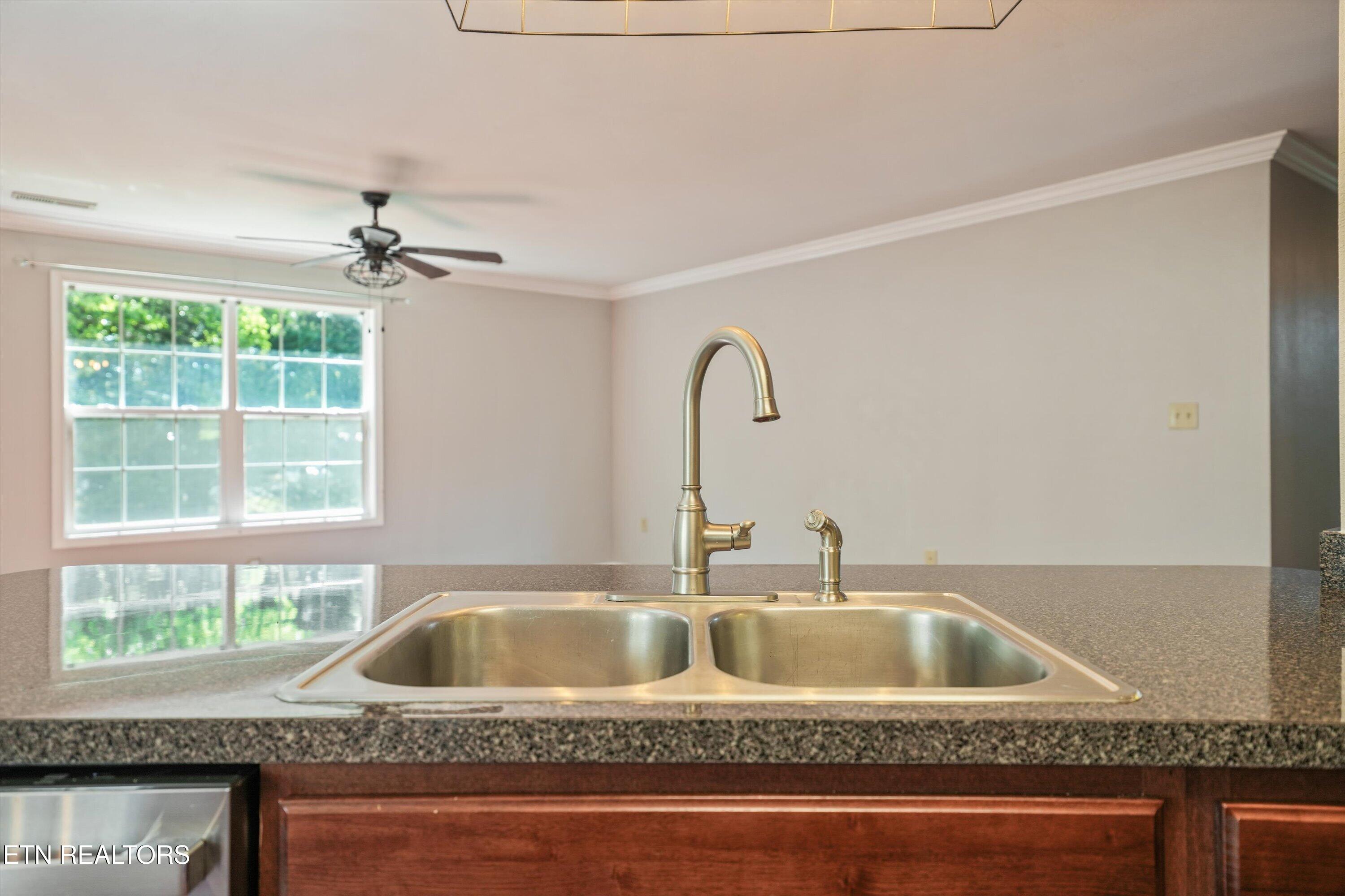 1006 Stones Throw Lane Sevierville TN 37876