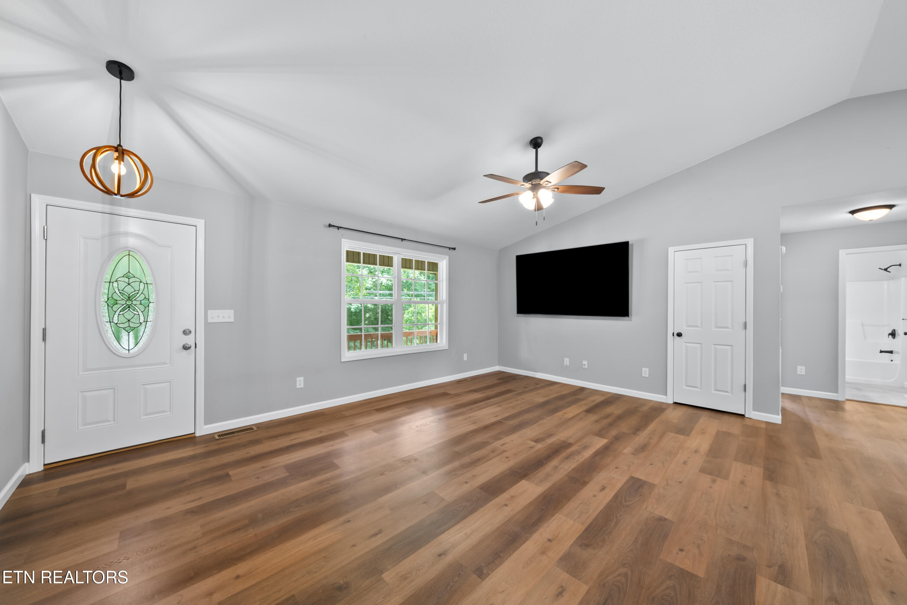 574 Camelia Drive Crossville TN 38555