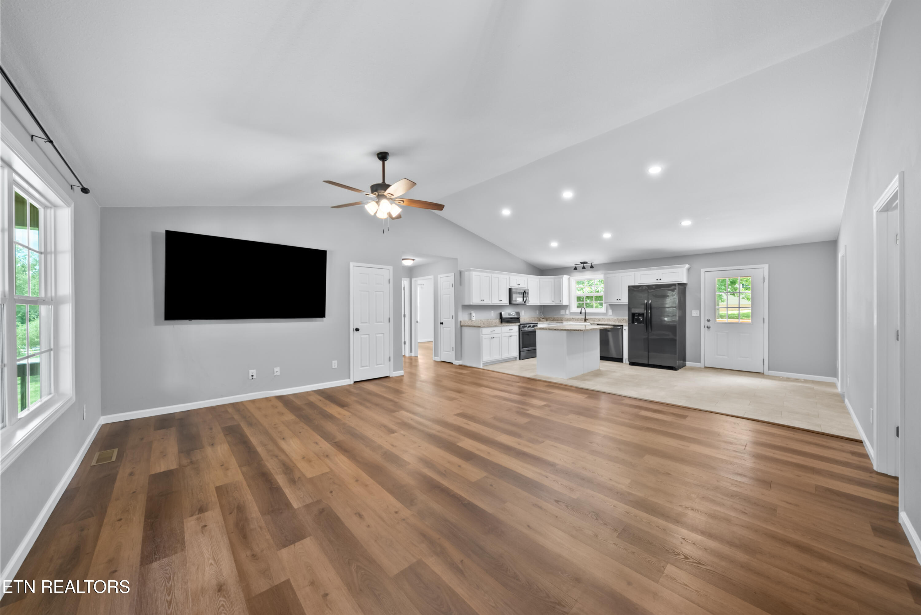 574 Camelia Drive Crossville TN 38555