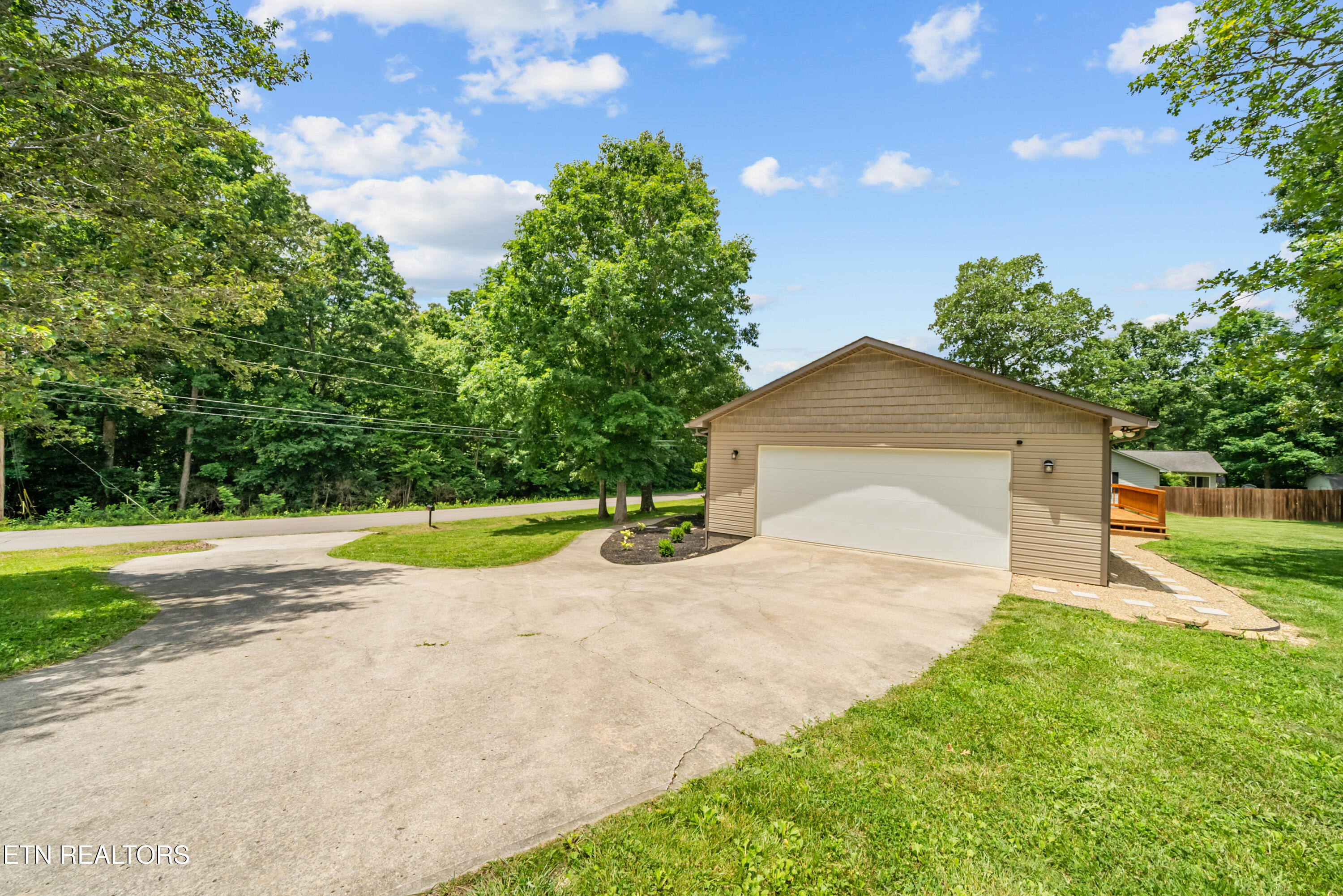 574 Camelia Drive Crossville TN 38555