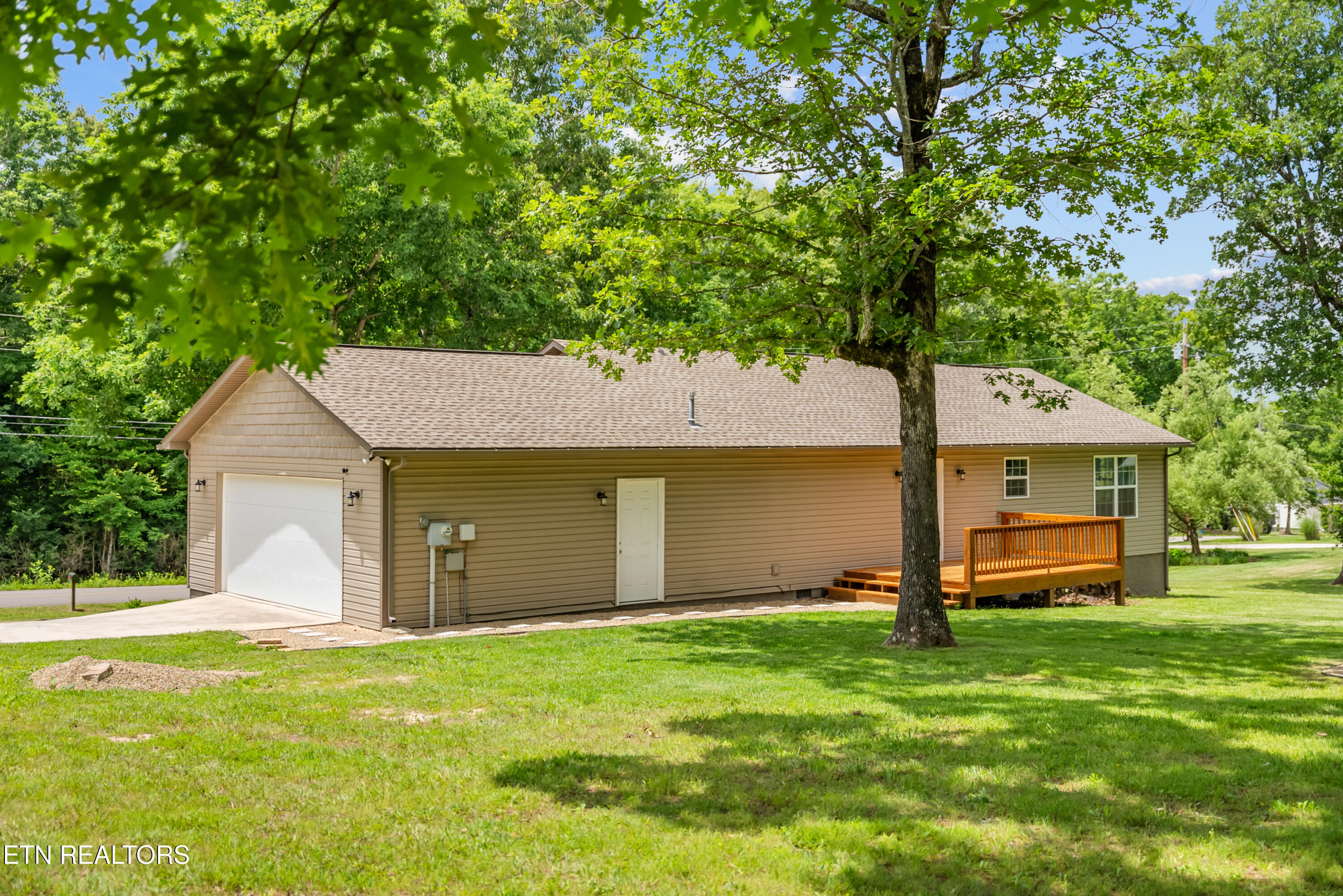 574 Camelia Drive Crossville TN 38555
