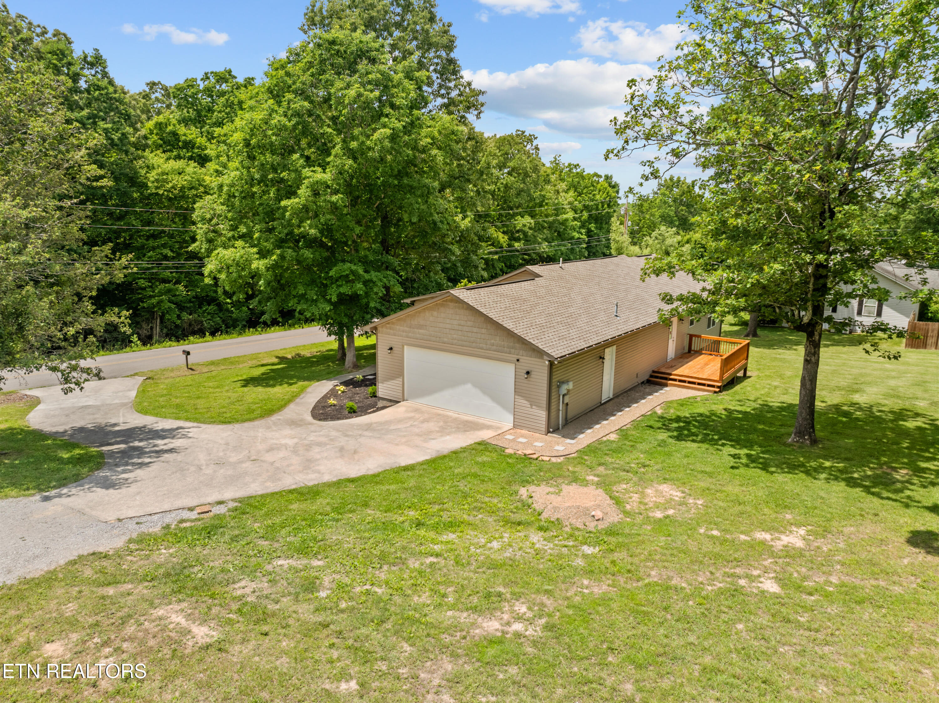 574 Camelia Drive Crossville TN 38555