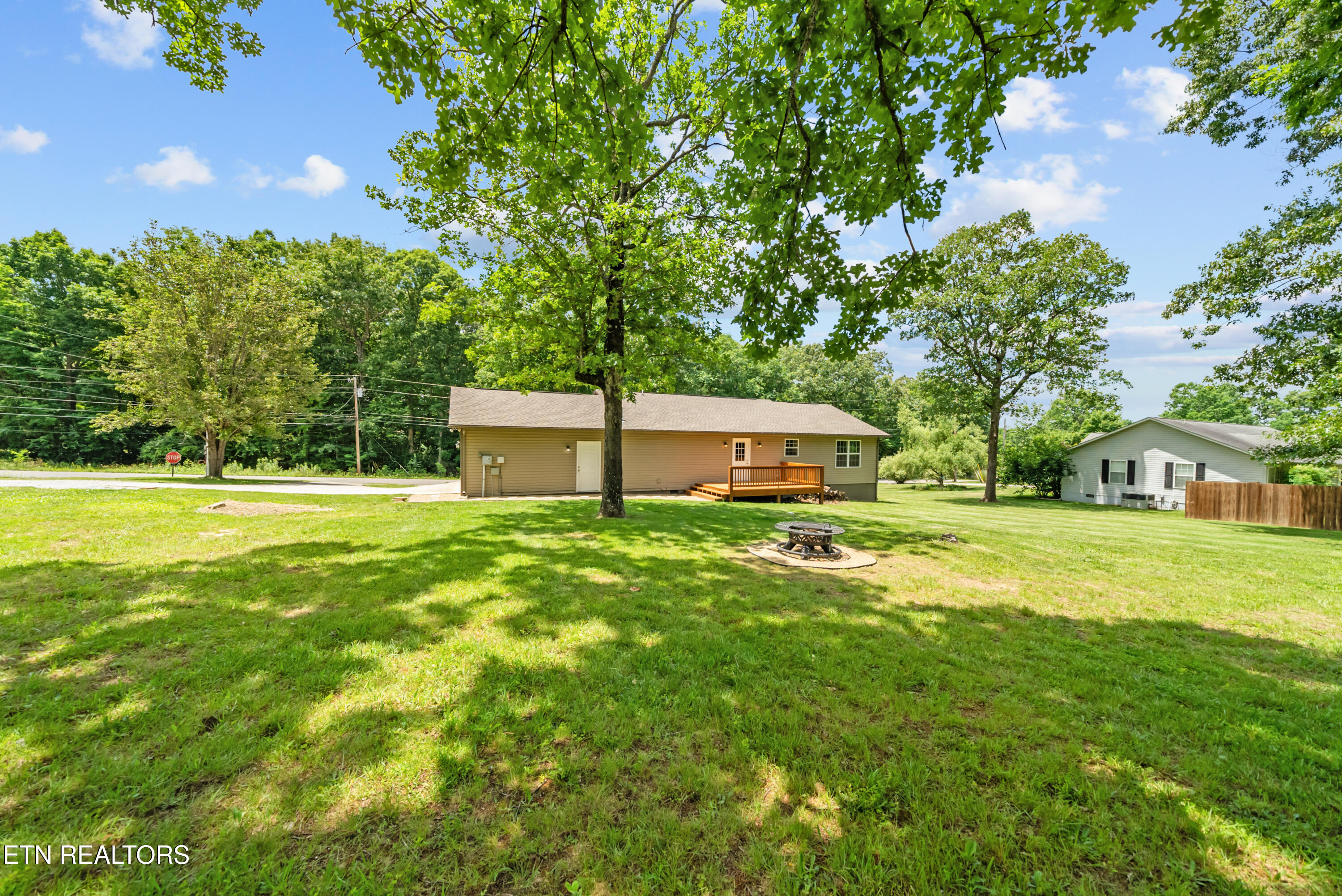 574 Camelia Drive Crossville TN 38555