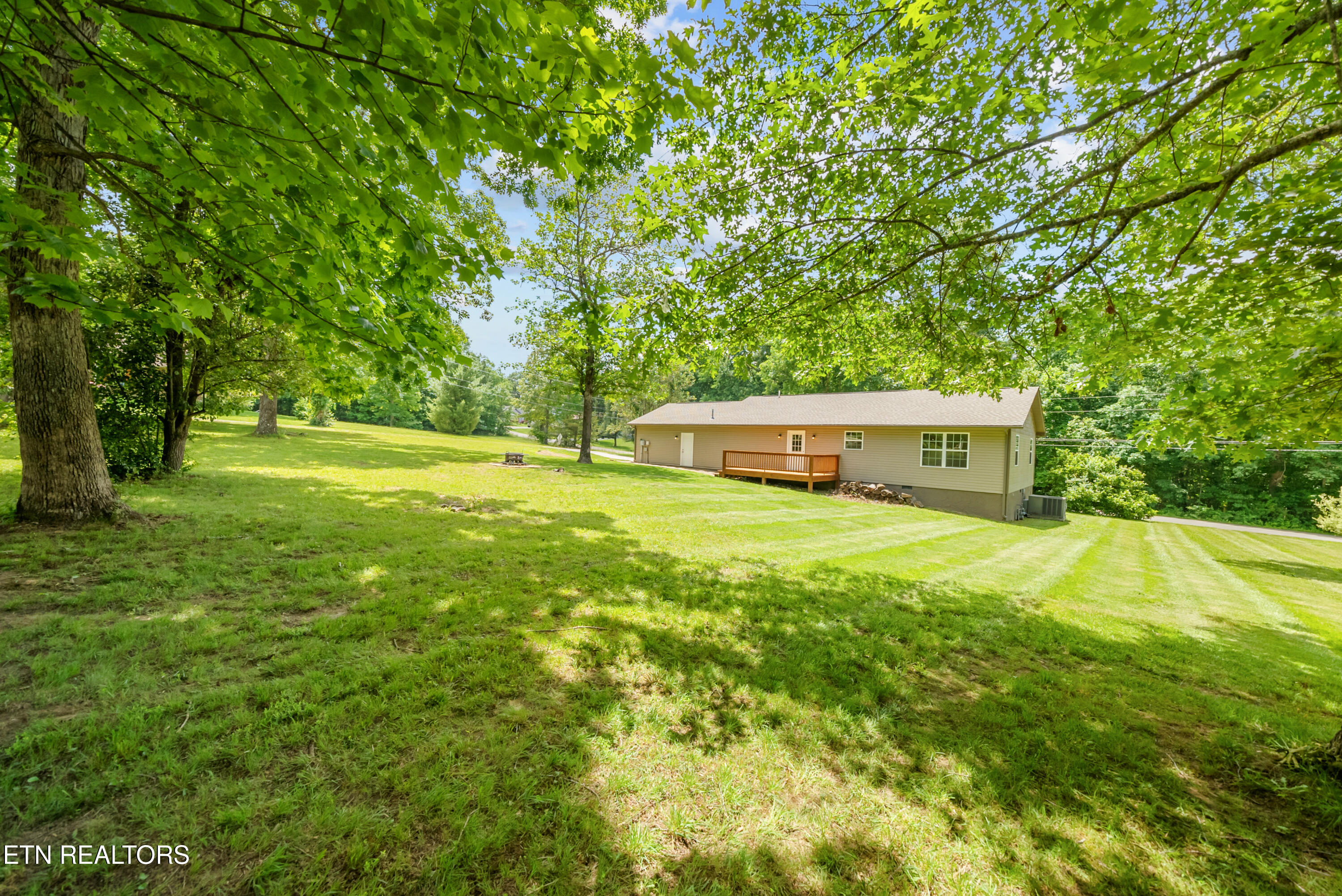 574 Camelia Drive Crossville TN 38555