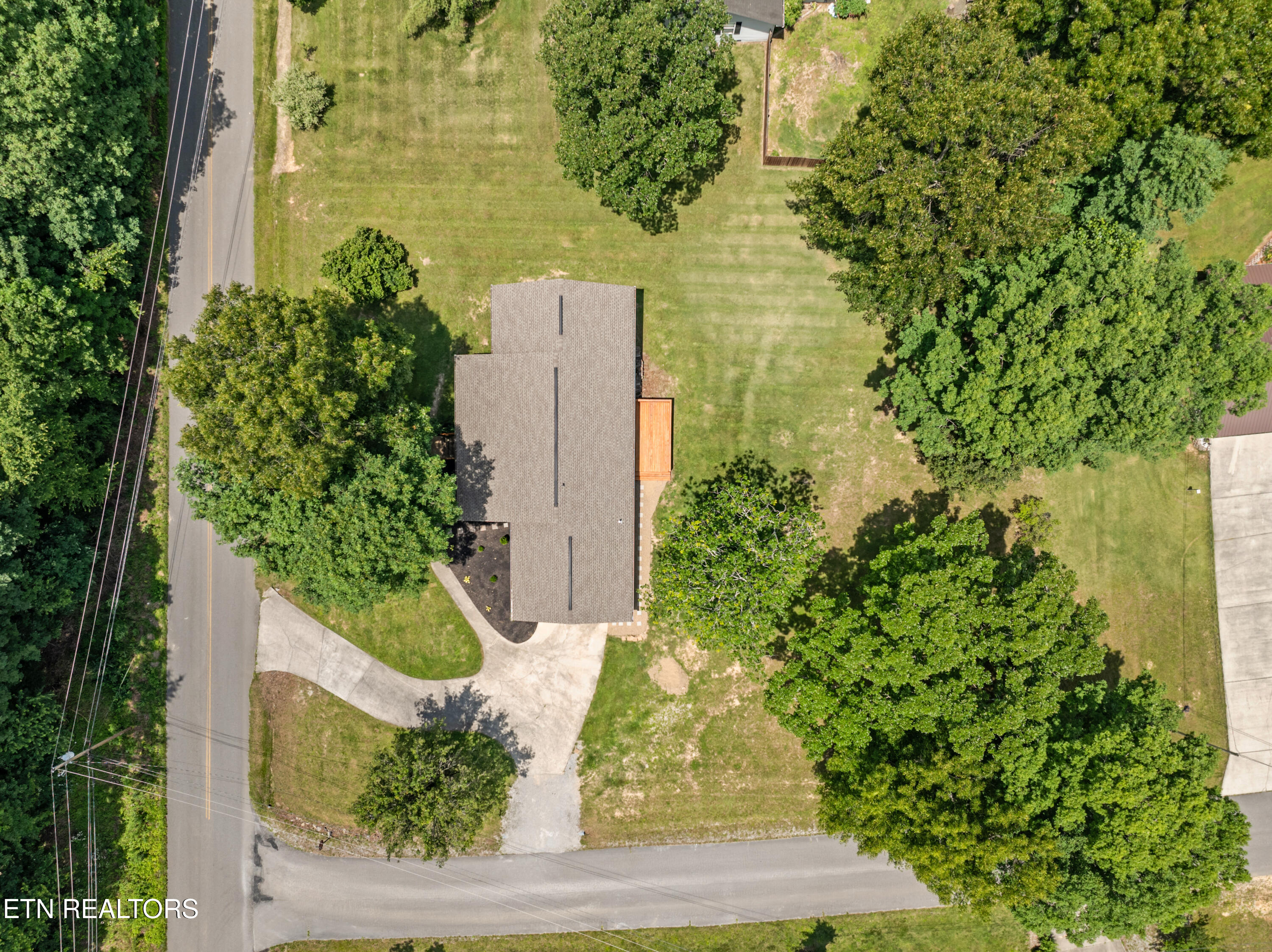 574 Camelia Drive Crossville TN 38555