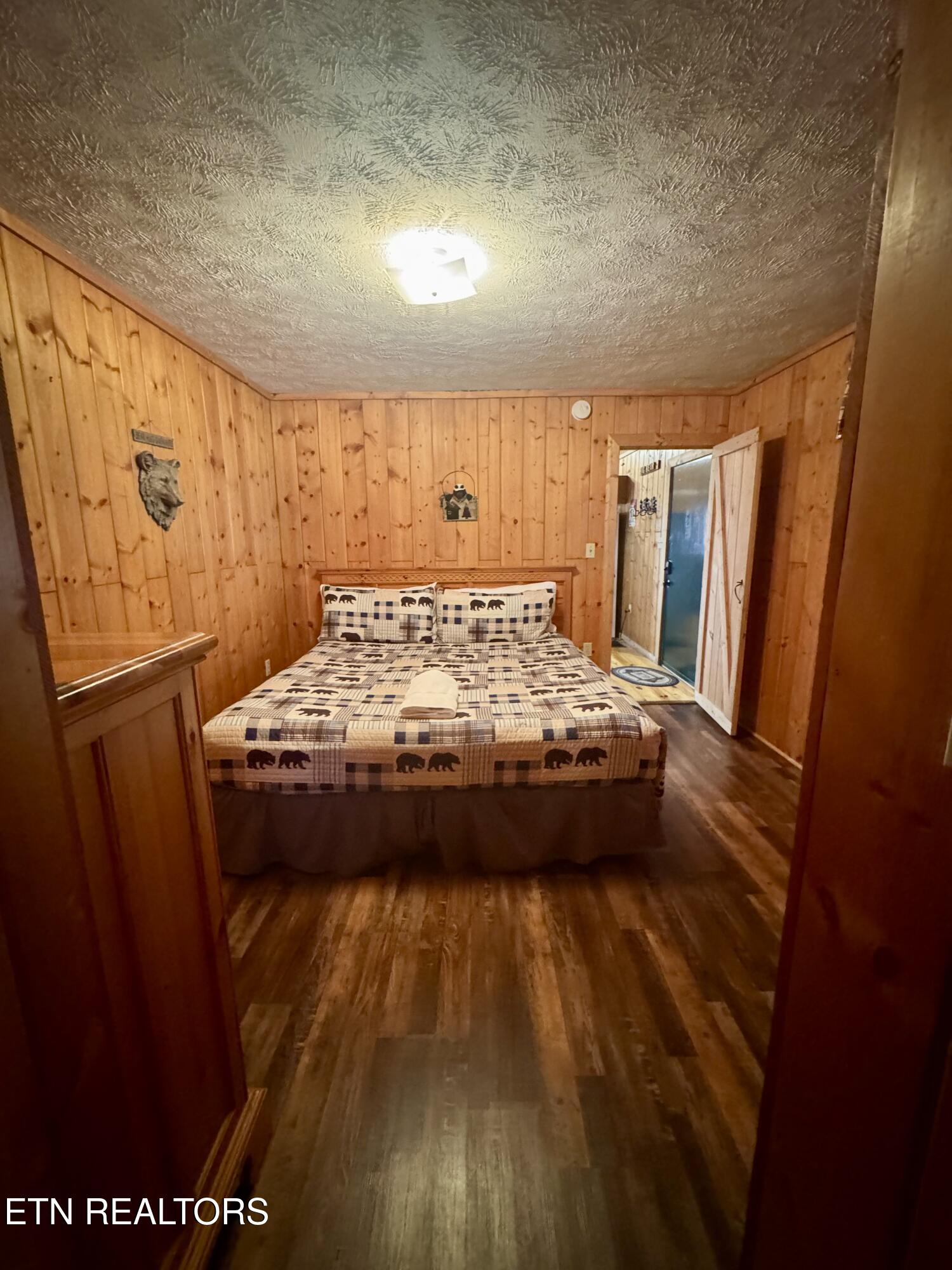 2950 Grassy Branch Loop Sevierville TN 37876