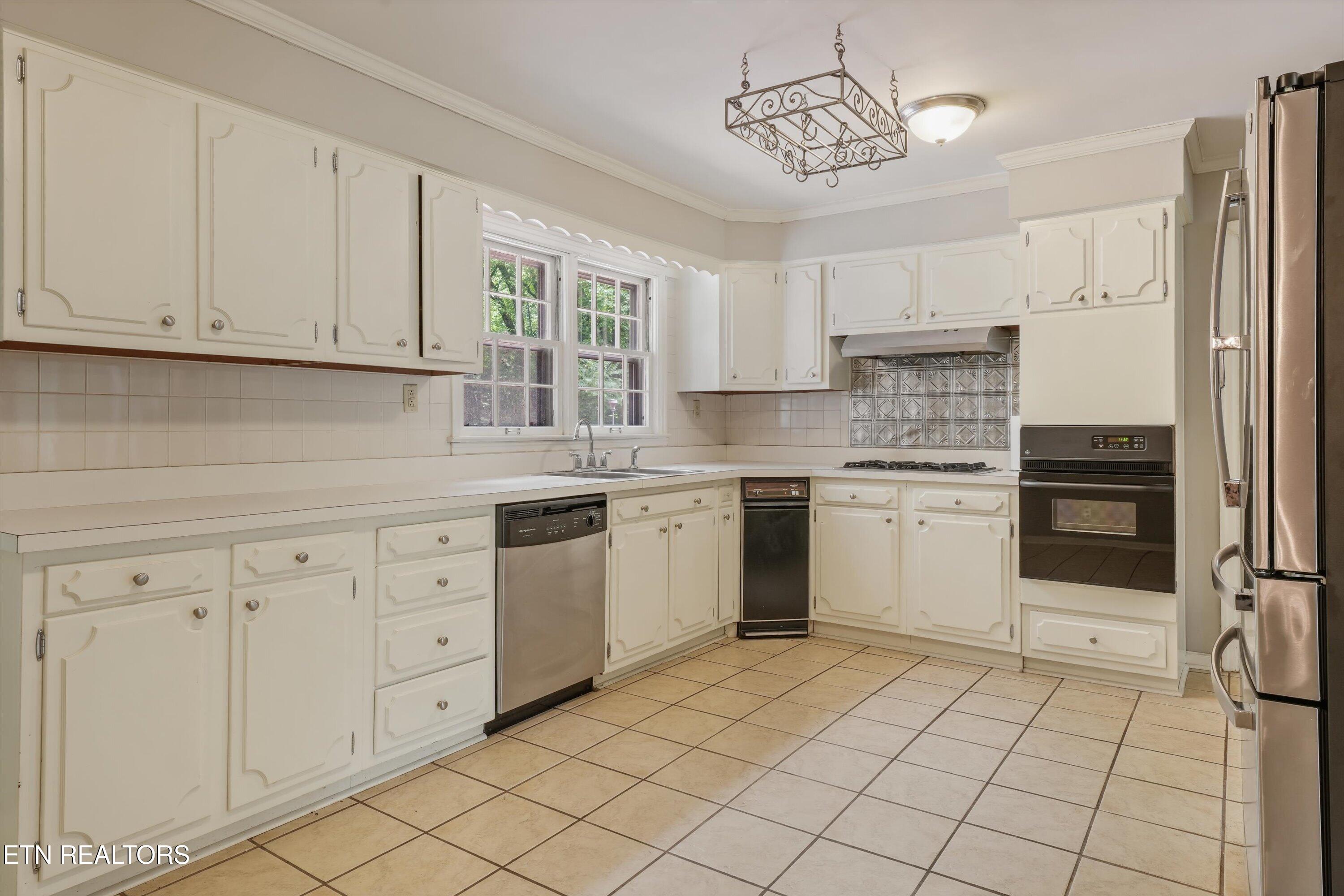 5403 E Sunset Road Knoxville TN 37914