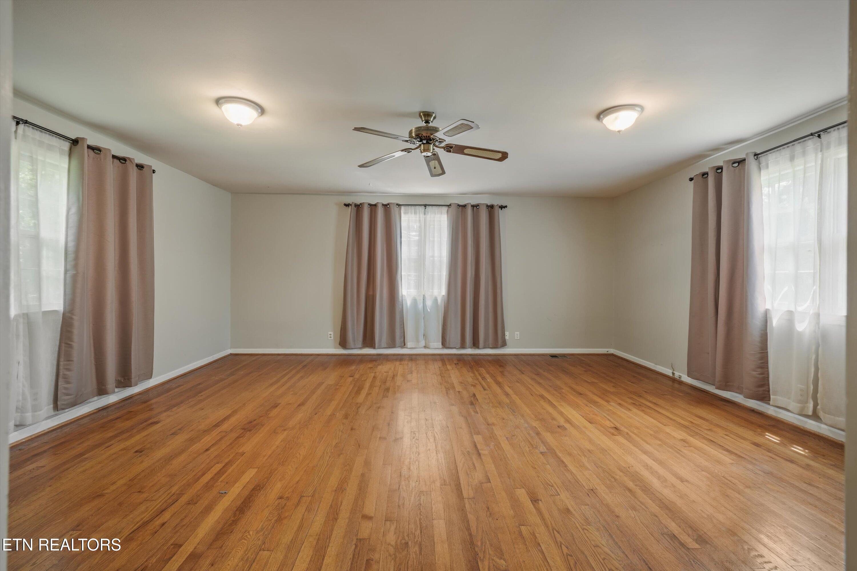 5403 E Sunset Road Knoxville TN 37914
