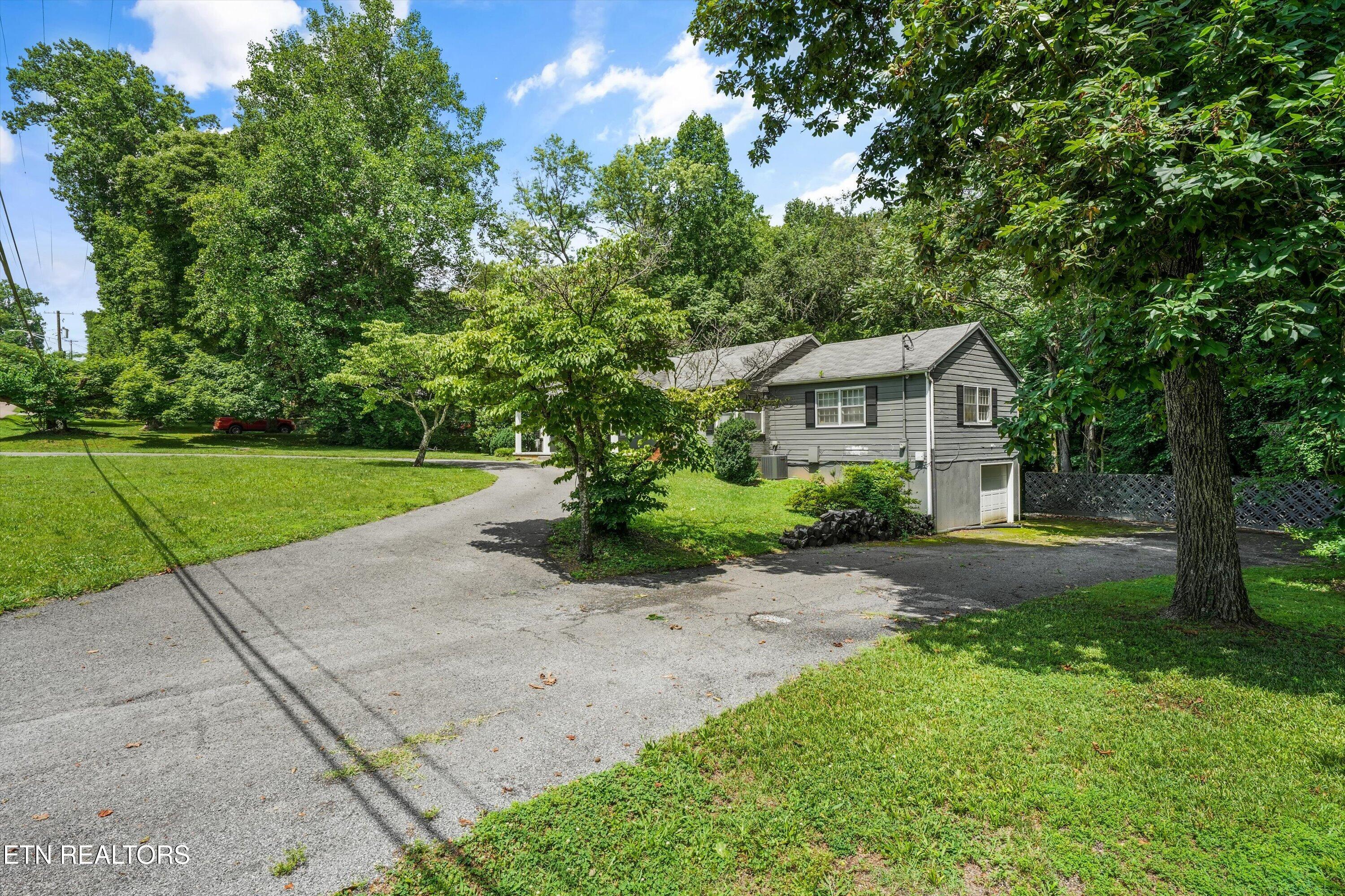 5403 E Sunset Road Knoxville TN 37914