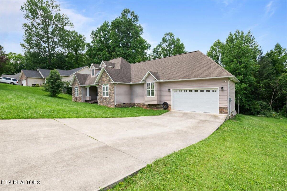 171 Forest Cove Court Jacksboro TN 37757
