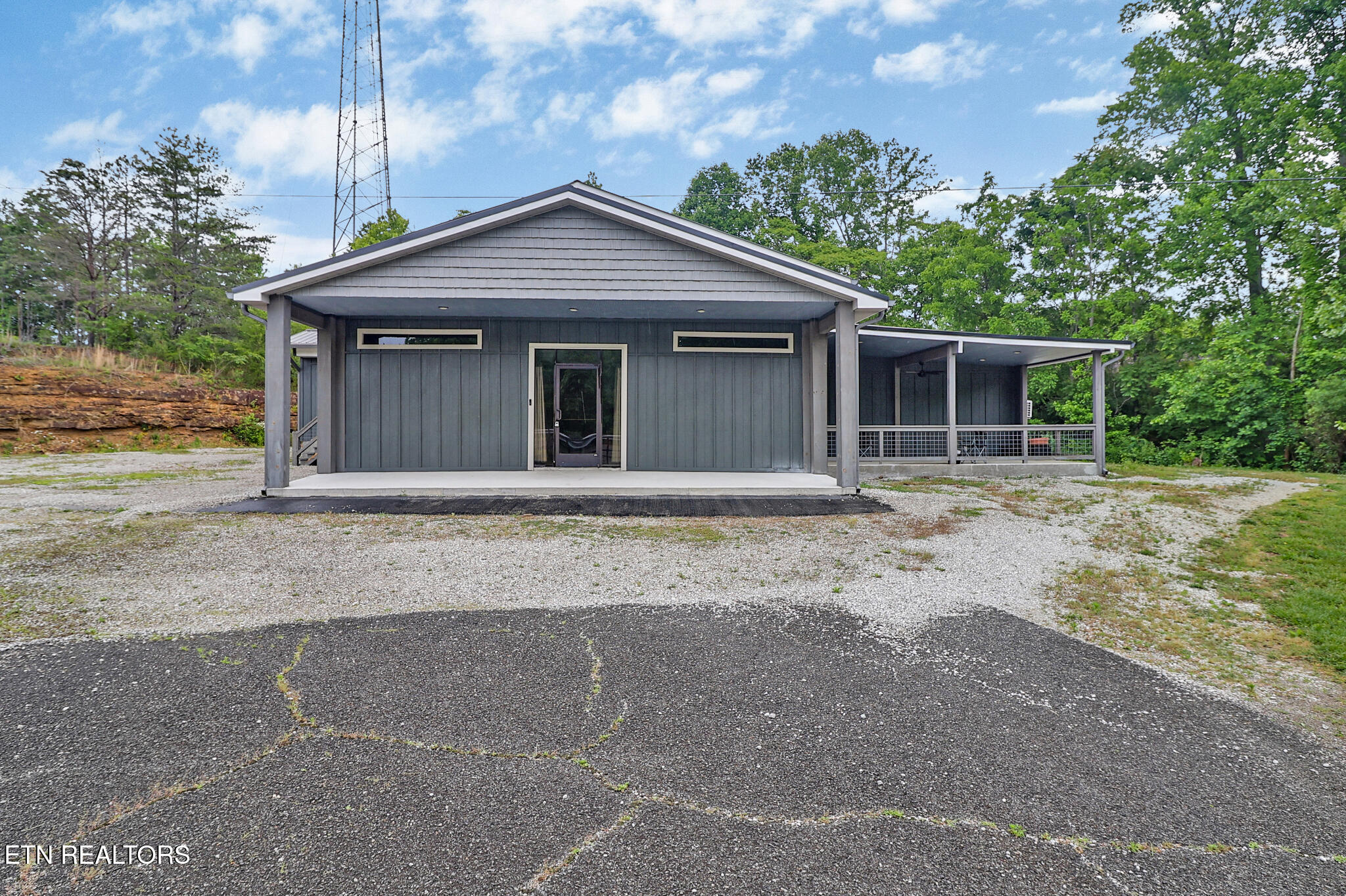 163 Underpass Drive Oneida TN 37841