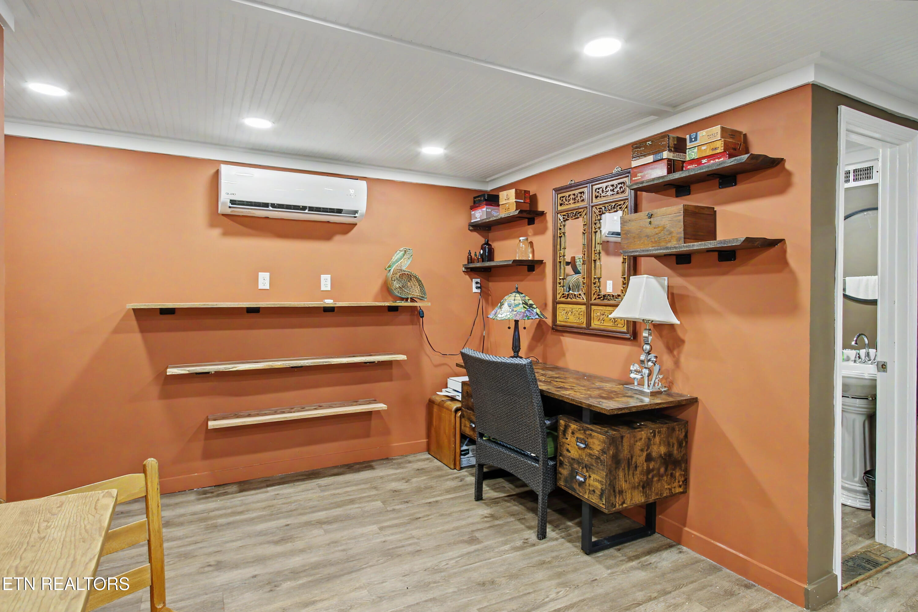 131 Inata Circle Loudon TN 37774