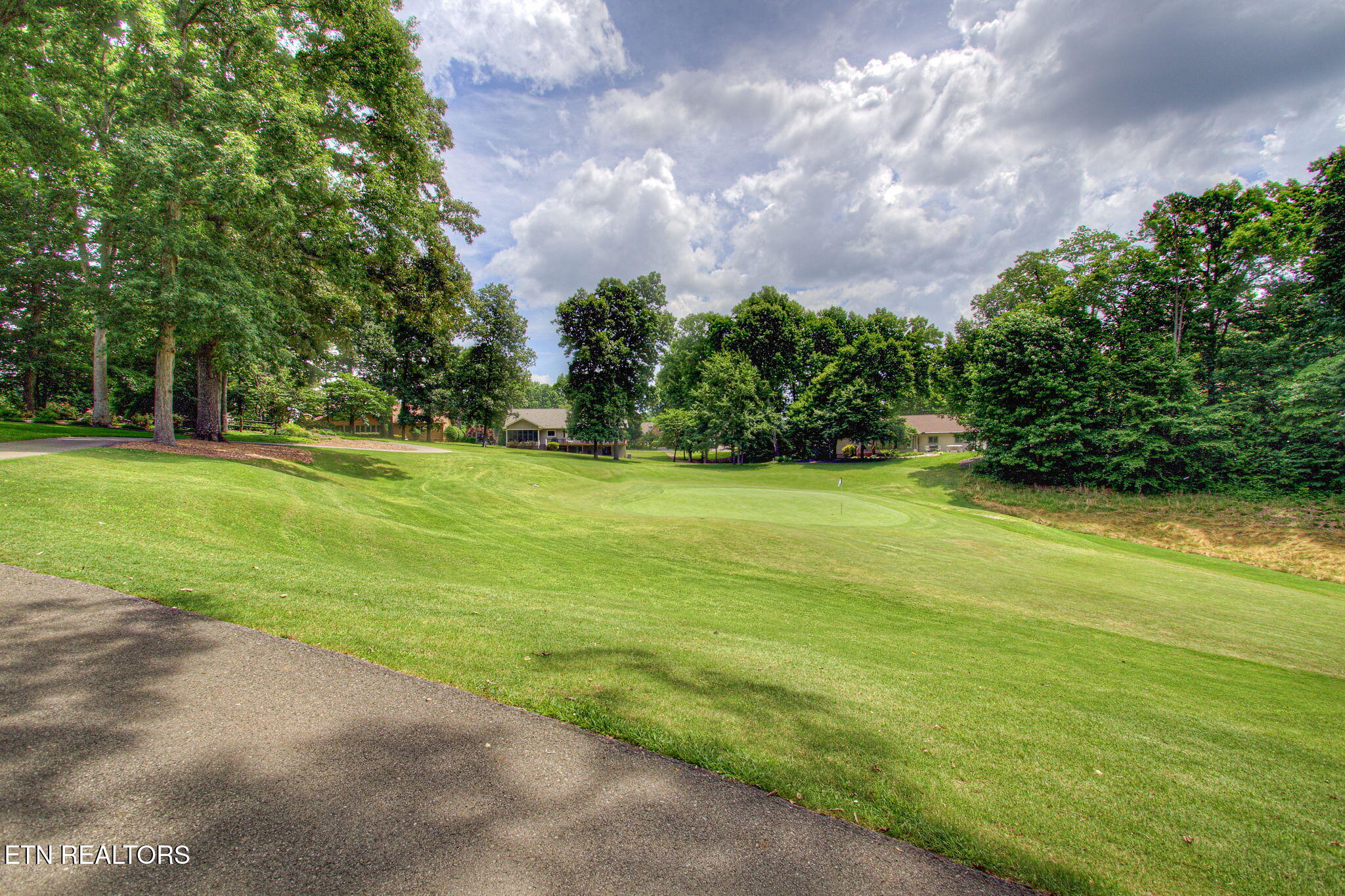 131 Inata Circle Loudon TN 37774