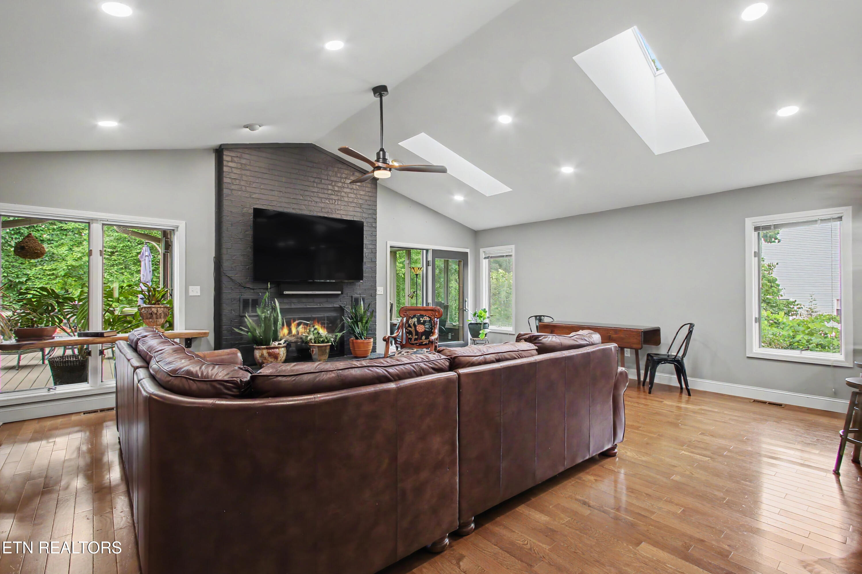 131 Inata Circle Loudon TN 37774