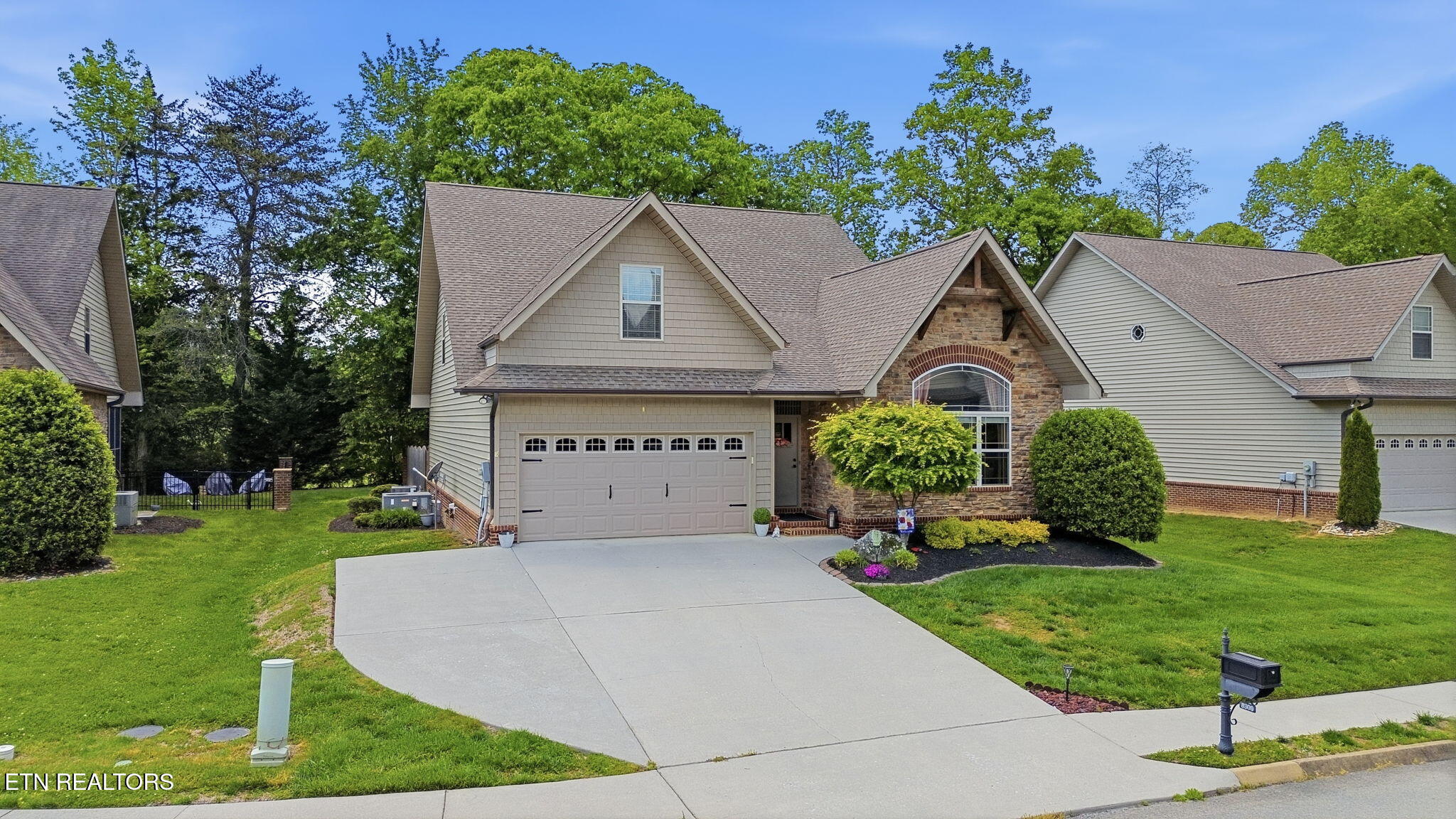 8309 Shoregate Lane Knoxville TN 37938