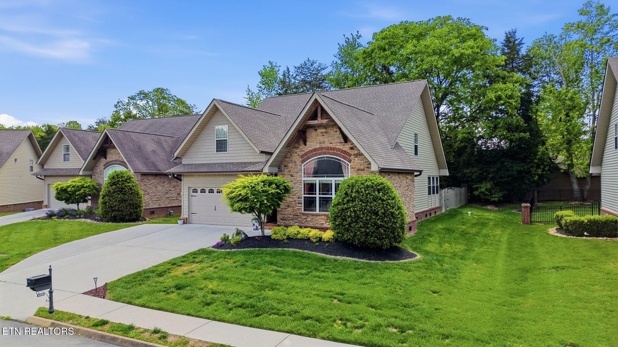 8309 Shoregate Lane Knoxville TN 37938