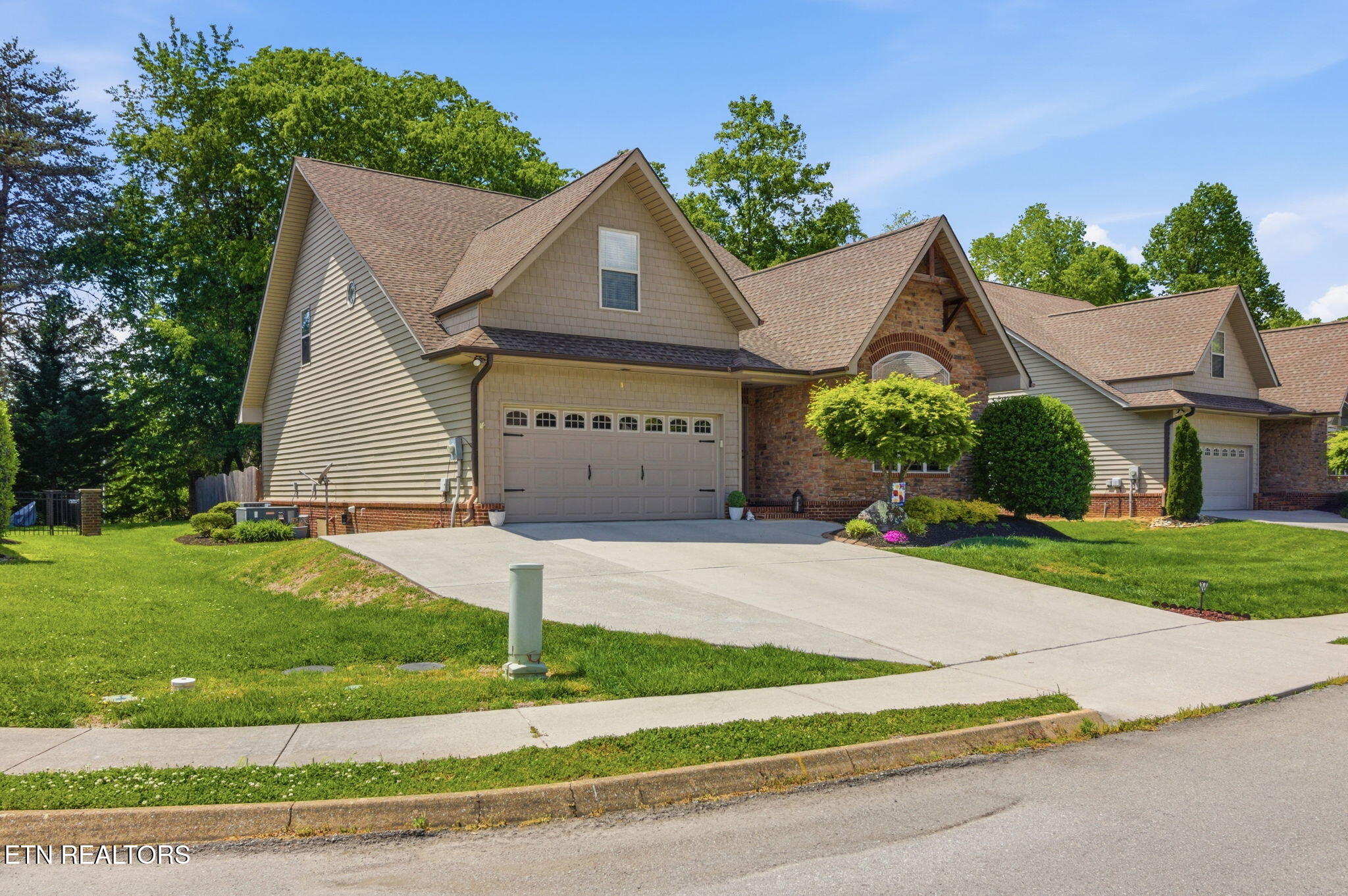 8309 Shoregate Lane Knoxville TN 37938