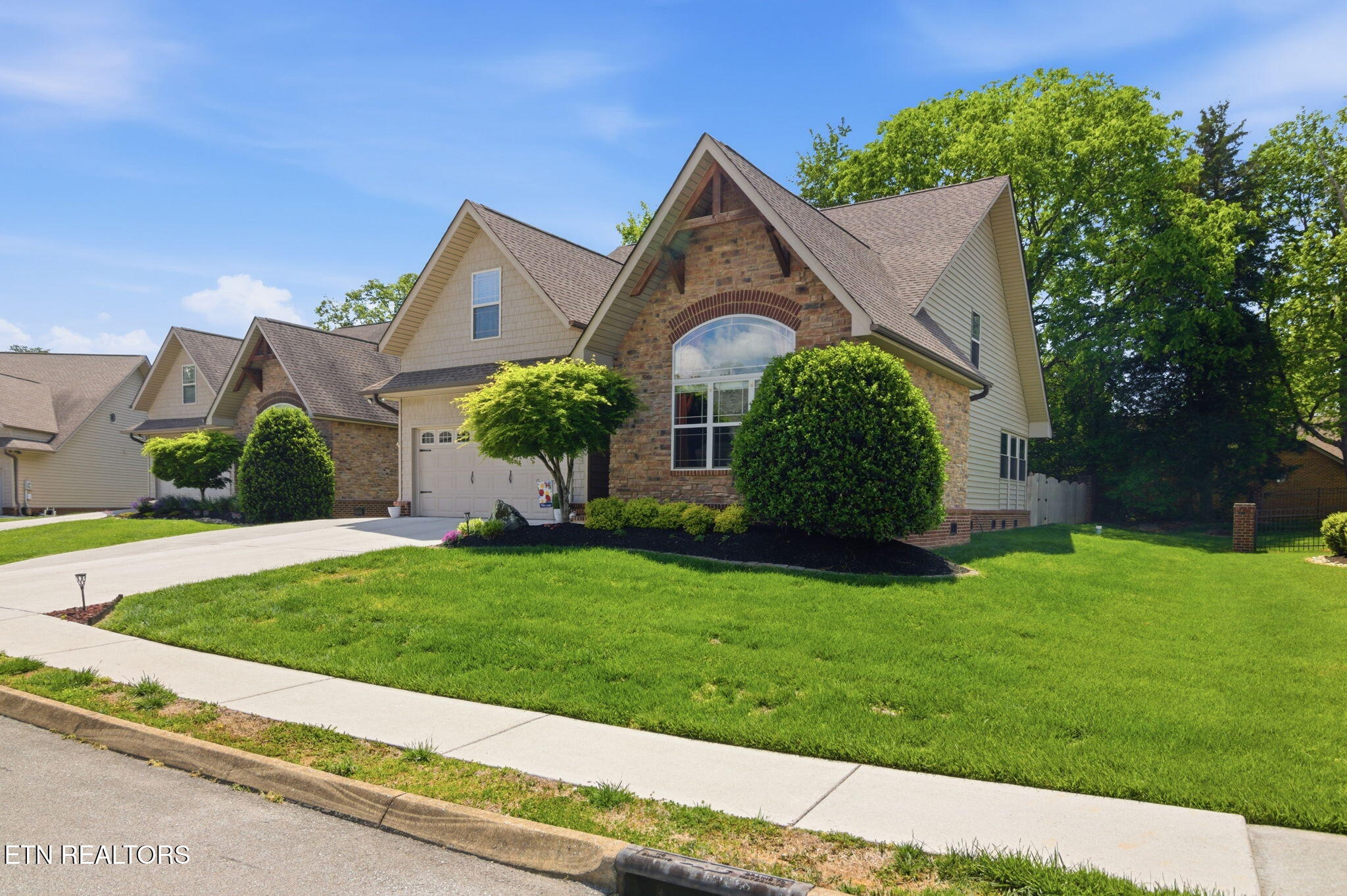 8309 Shoregate Lane Knoxville TN 37938