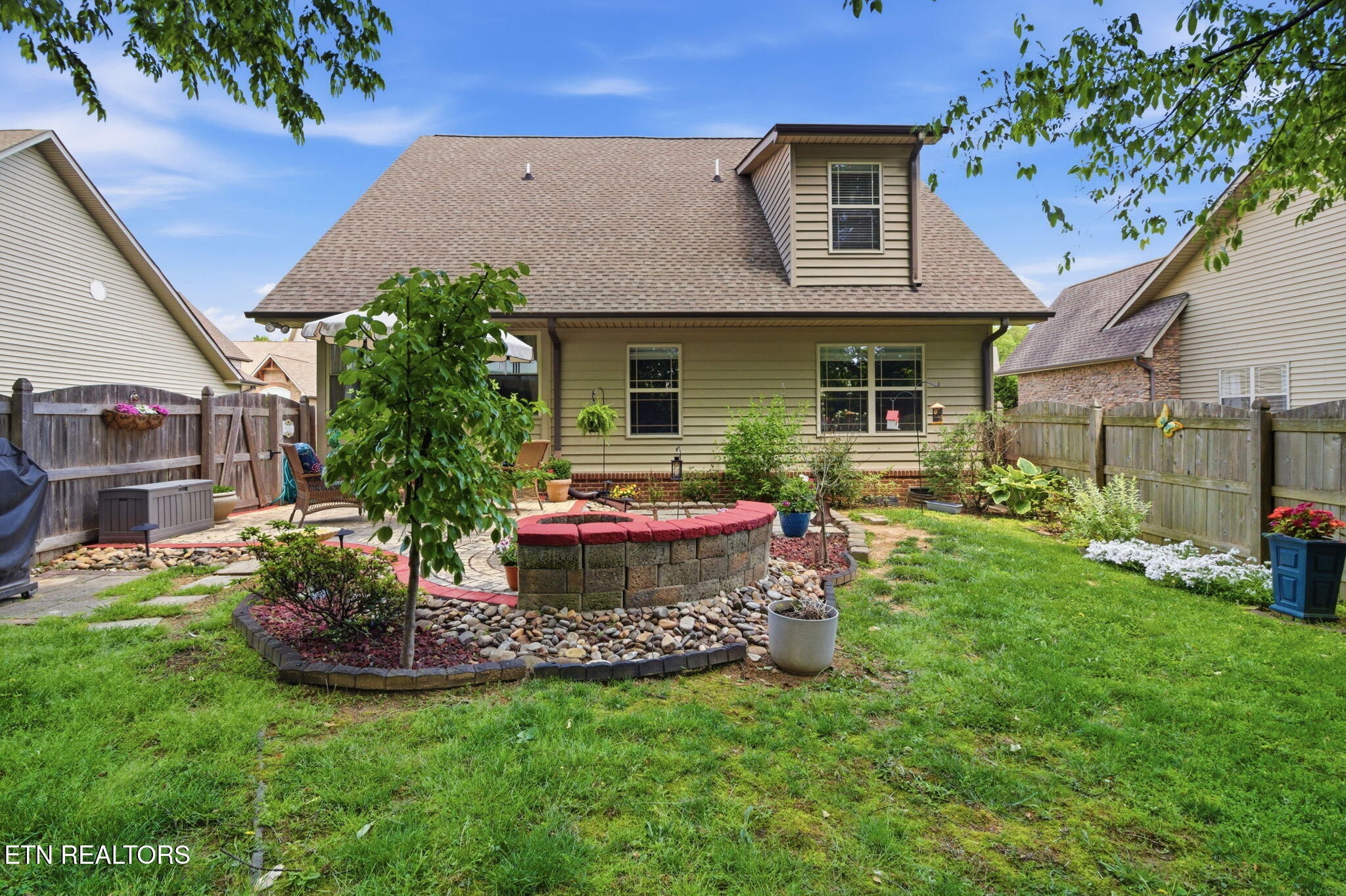 8309 Shoregate Lane Knoxville TN 37938