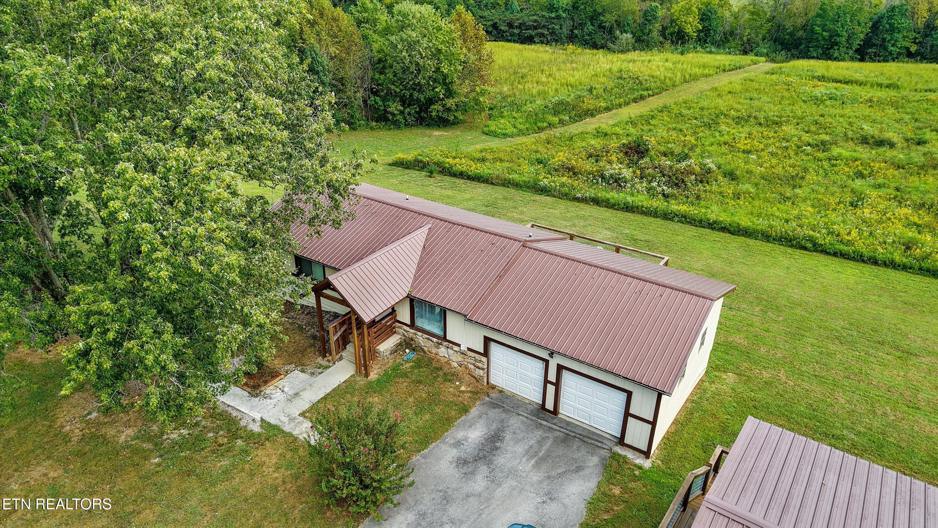 2882 Boyds Creek Highway Sevierville TN 37876